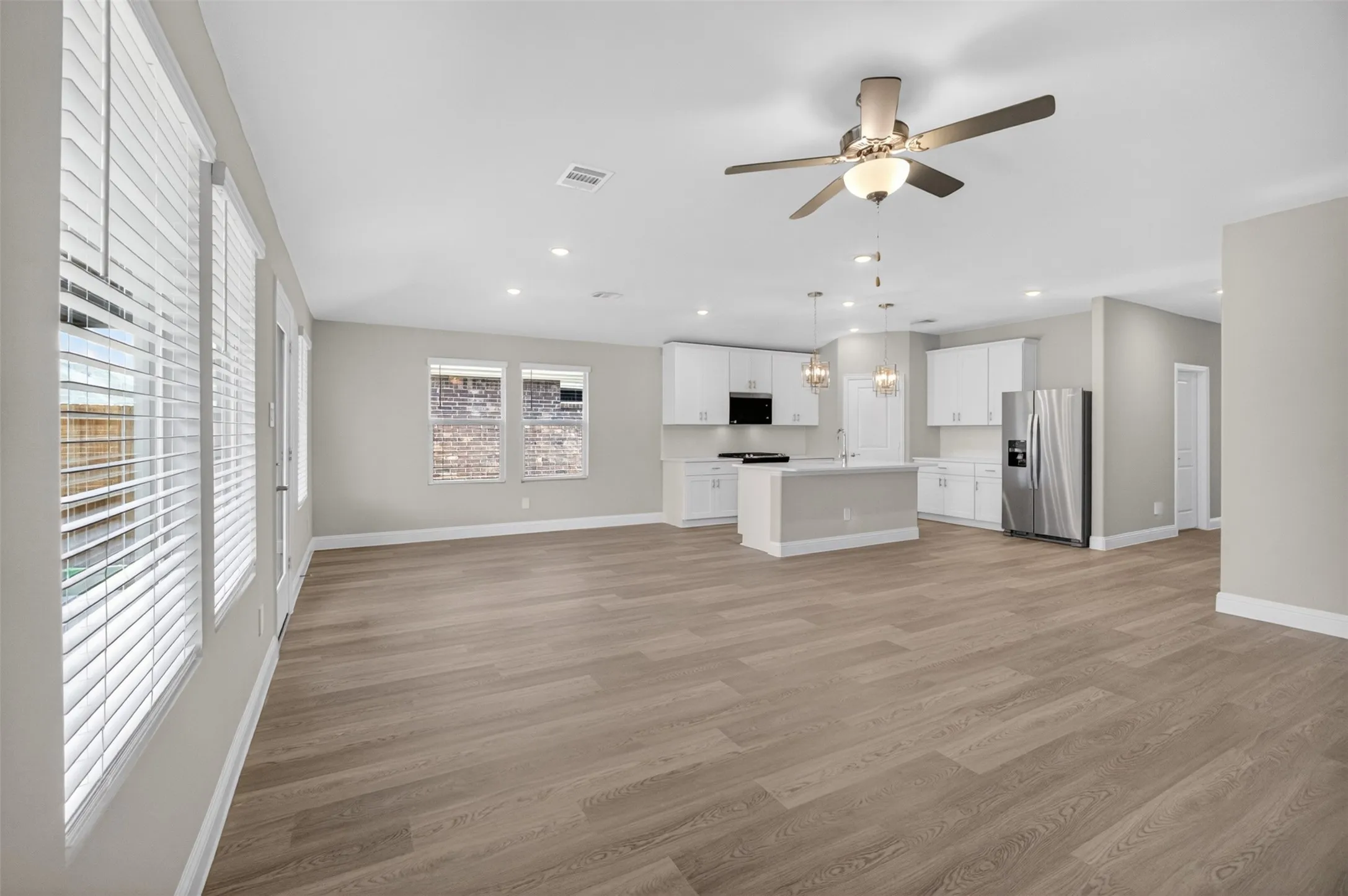 Single Family Residence For Sale in Collin County , 2700 Grand Canyon Street, Anna, Texas 75409, 4 Bedroom, 3 Bathroom, 2 Garage spaces, 2,059 Sqft, built in 2025, New Construction - Complete, mls#21244130, Real Estate Agent in Anna, Homes For Sale in Collin county, Homes For Sale in Anna, Realtor in Anna Texas, Real Estate Brokerage Independent Realty Texas, Luminita Cordes Realtor