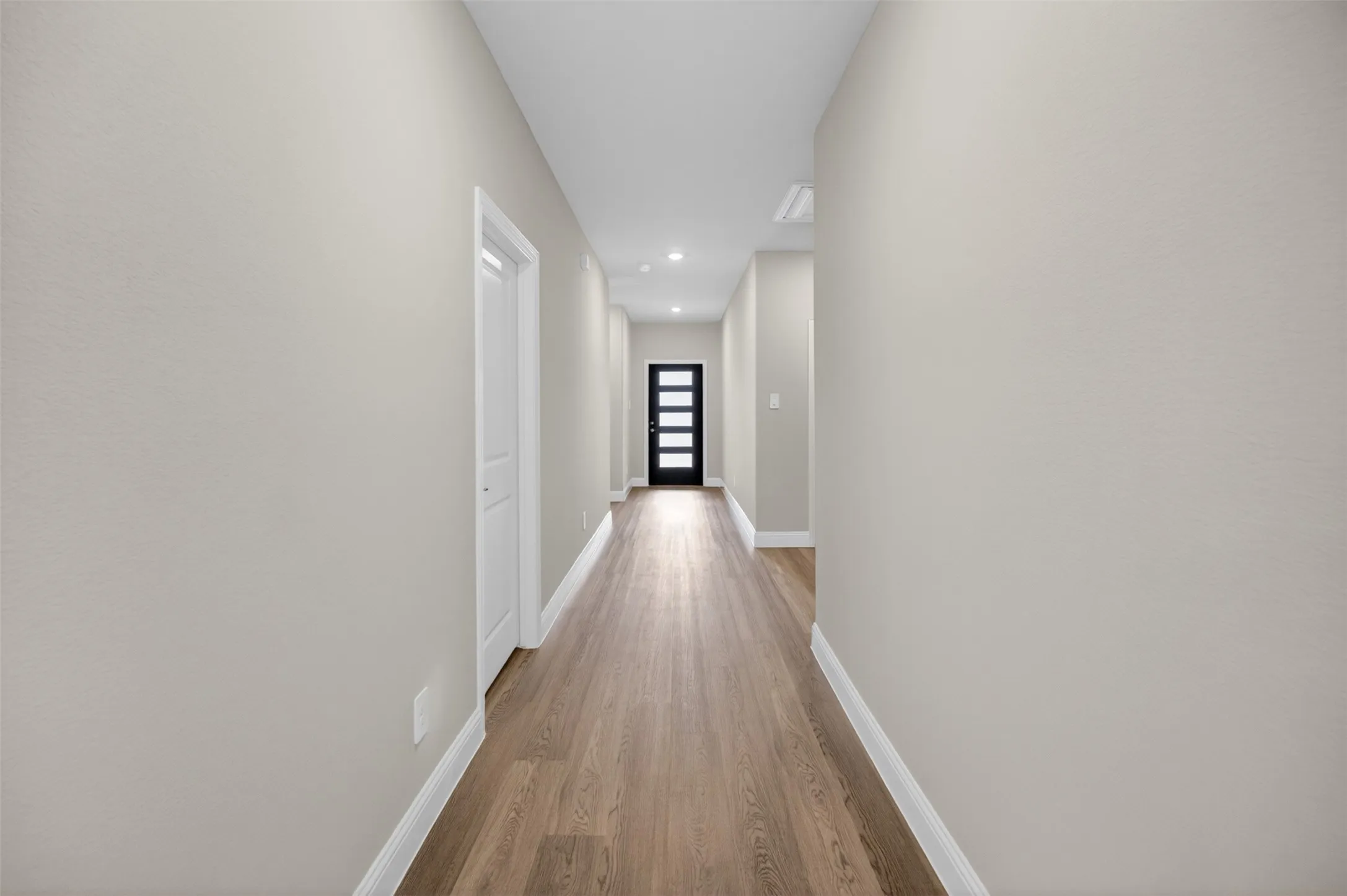 Single Family Residence For Sale in Collin County , 2700 Grand Canyon Street, Anna, Texas 75409, 4 Bedroom, 3 Bathroom, 2 Garage spaces, 2,059 Sqft, built in 2025, New Construction - Complete, mls#21244130, Real Estate Agent in Anna, Homes For Sale in Collin county, Homes For Sale in Anna, Realtor in Anna Texas, Real Estate Brokerage Independent Realty Texas, Luminita Cordes Realtor