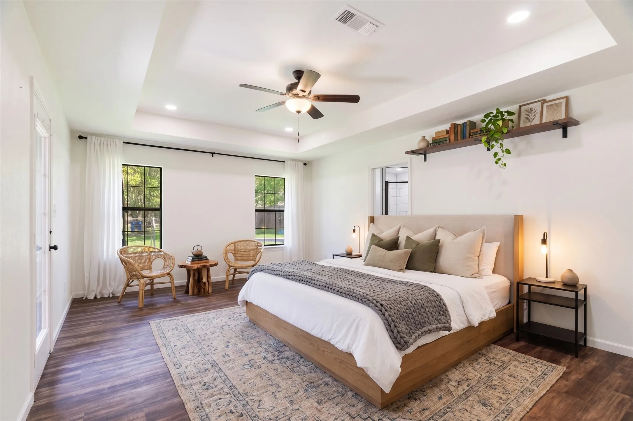 Single Family Residence For Sale in Lamar County , 212 Wooded Hills Drive, Powderly, Texas 75473, 4 Bedrooms, 3 Bathrooms, 4 Garage spaces, 2,649 Sqft, built in 1994, Price $459,900, mls#21246352, Real Estate Agent in Powderly, Homes For Sale in Lamar county, Homes For Sale in Powderly, Realtor in Powderly Texas, Real Estate Brokerage Independent Realty Texas, Luminita Cordes Realtor