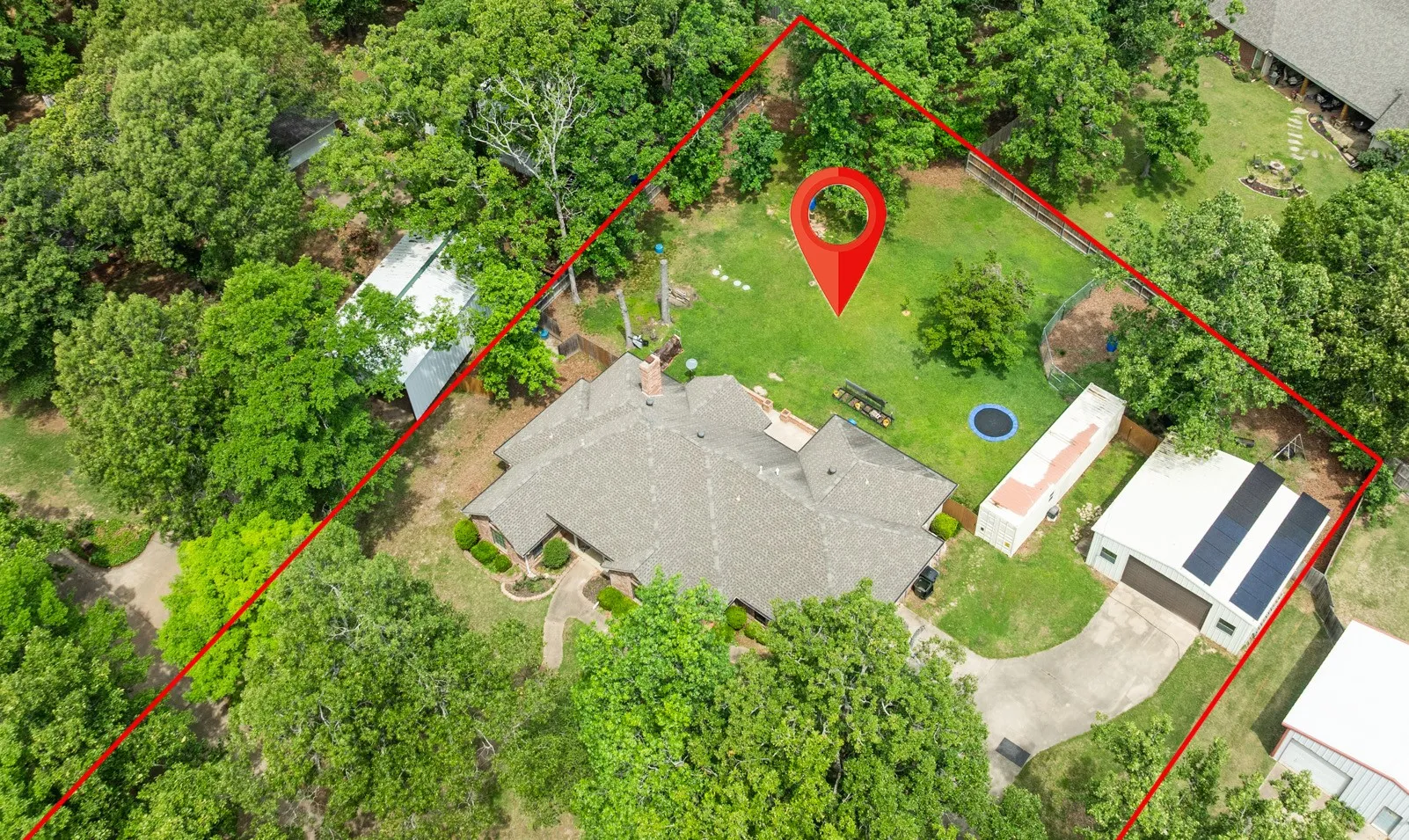 Single Family Residence For Sale in Lamar County , 212 Wooded Hills Drive, Powderly, Texas 75473, 4 Bedrooms, 3 Bathrooms, 4 Garage spaces, 2,649 Sqft, built in 1994, Price $459,900, mls#21246352, Real Estate Agent in Powderly, Homes For Sale in Lamar county, Homes For Sale in Powderly, Realtor in Powderly Texas, Real Estate Brokerage Independent Realty Texas, Luminita Cordes Realtor