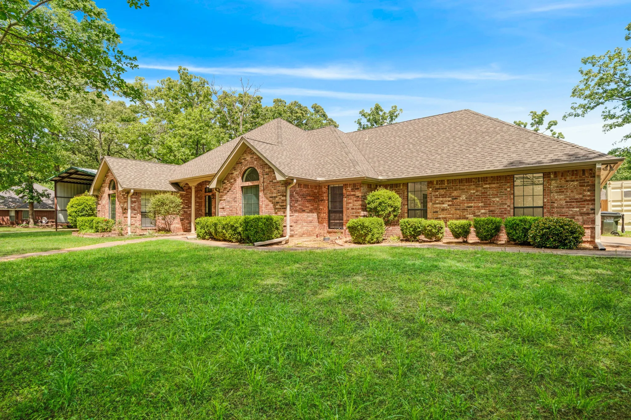 Single Family Residence For Sale in Lamar County , 212 Wooded Hills Drive, Powderly, Texas 75473, 4 Bedrooms, 3 Bathrooms, 4 Garage spaces, 2,649 Sqft, built in 1994, Price $459,900, mls#21246352, Real Estate Agent in Powderly, Homes For Sale in Lamar county, Homes For Sale in Powderly, Realtor in Powderly Texas, Real Estate Brokerage Independent Realty Texas, Luminita Cordes Realtor