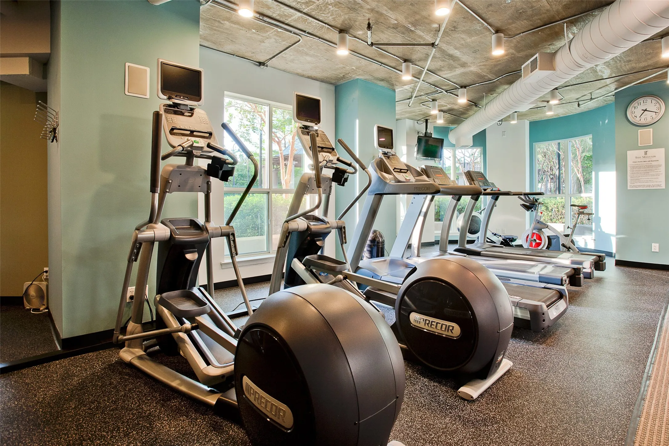Condominium For Rent in Dallas County , 3401 Lee Parkway 508, Dallas, Texas 75219, 1 Bedroom, 2 Bathroom, 2 Garage spaces, 1,170 Sqft, built in 1998, Preowned, mls#21246413, Real Estate Agent in Dallas, Homes For Rent in Dallas county, Homes For Rent in Dallas, Realtor in Dallas Texas, Real Estate Brokerage Independent Realty Texas, Luminita Cordes Realtor