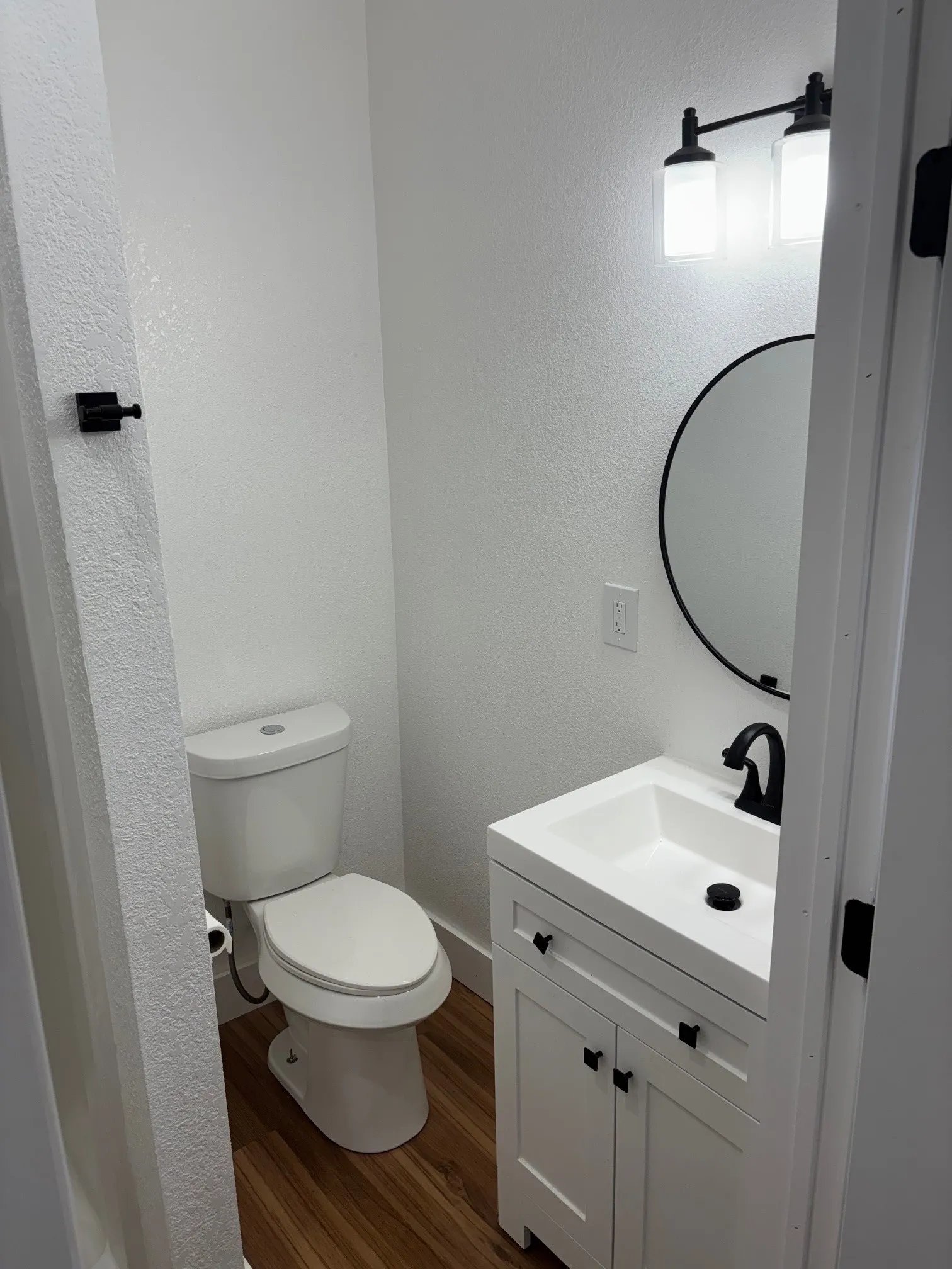 Single Family Residence For Sale in Eastland County , 200 S Hillcrest Avenue, Eastland, Texas 76448, 3 Bedrooms, 2 Bathrooms, Garage spaces, 1,664 Sqft, built in 1935, Price $234,000, mls#21245693, Real Estate Agent in Eastland, Homes For Sale in Eastland county, Homes For Sale in Eastland, Realtor in Eastland Texas, Real Estate Brokerage Independent Realty Texas, Luminita Cordes Realtor