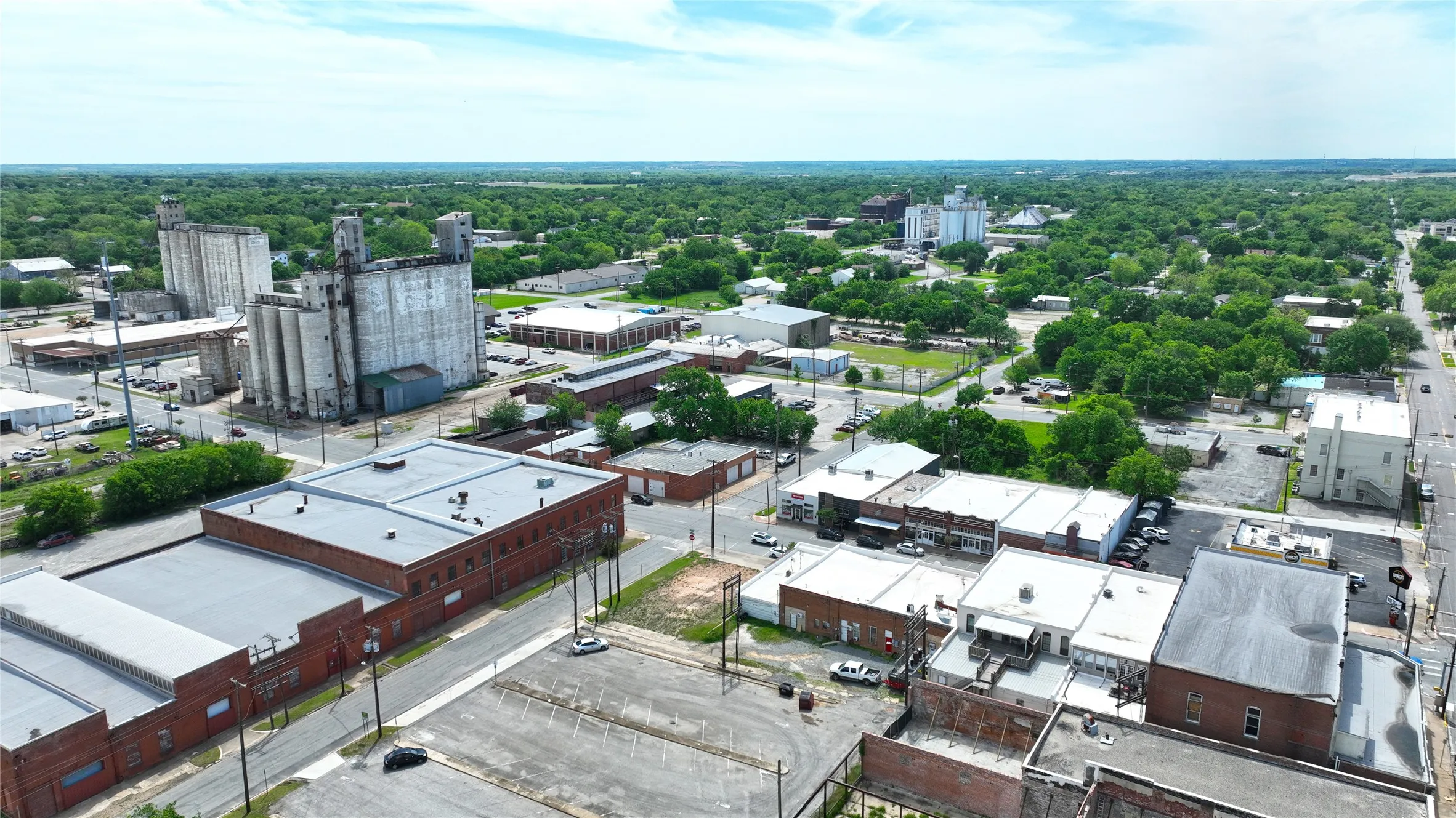 Improved Land For Sale in Grayson County , 225 E Houston Street, Sherman, Texas 75090, 0, 0, Garage spaces, 0 Sqft, built in 2003, mls#21245836, Real Estate Agent in Sherman, Homes For Sale in Grayson county, Homes For Sale in Sherman, Realtor in Sherman Texas, Real Estate Brokerage Independent Realty Texas, Luminita Cordes Realtor