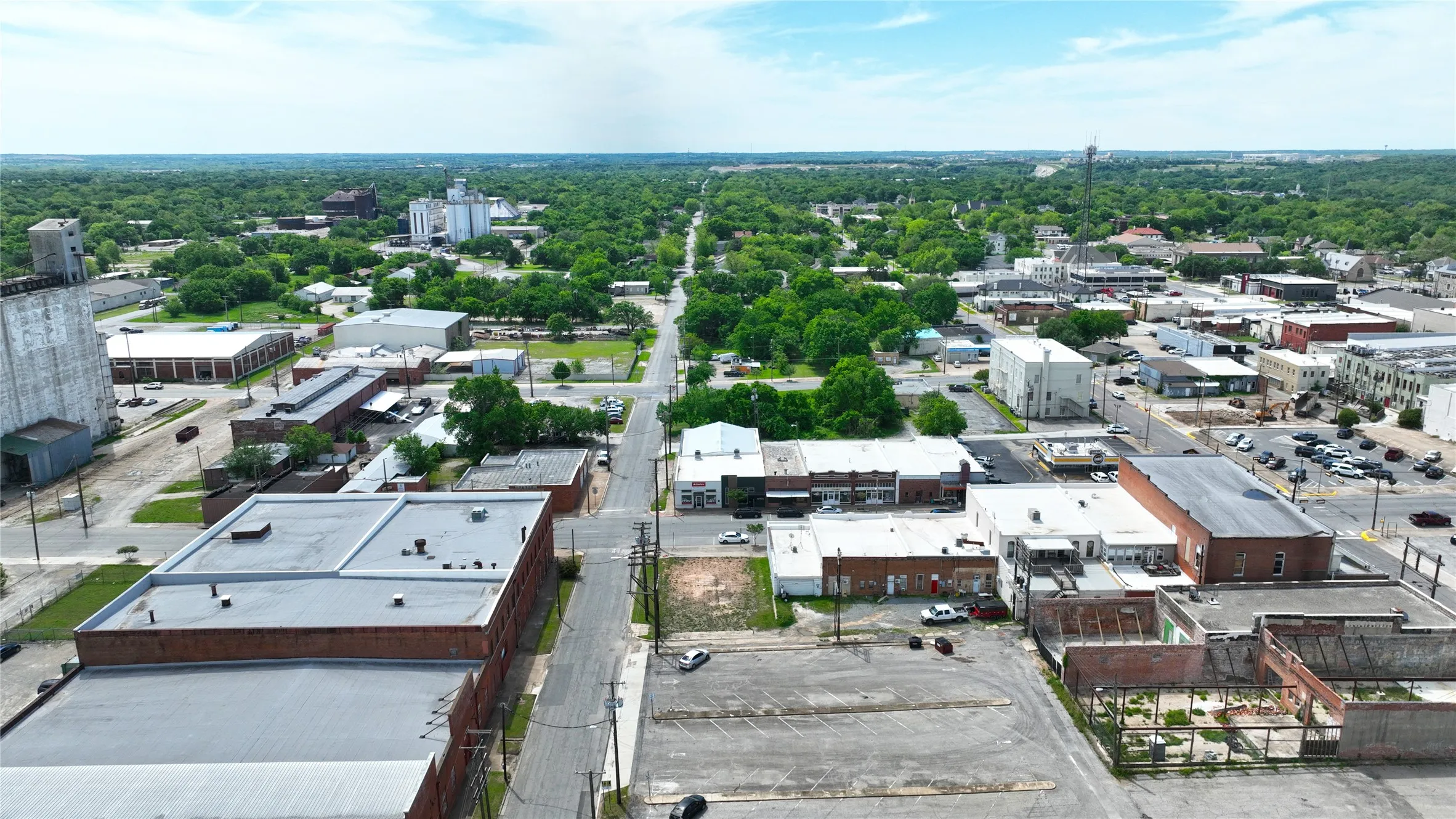 Improved Land For Sale in Grayson County , 225 E Houston Street, Sherman, Texas 75090, 0, 0, Garage spaces, 0 Sqft, built in 2003, mls#21245836, Real Estate Agent in Sherman, Homes For Sale in Grayson county, Homes For Sale in Sherman, Realtor in Sherman Texas, Real Estate Brokerage Independent Realty Texas, Luminita Cordes Realtor