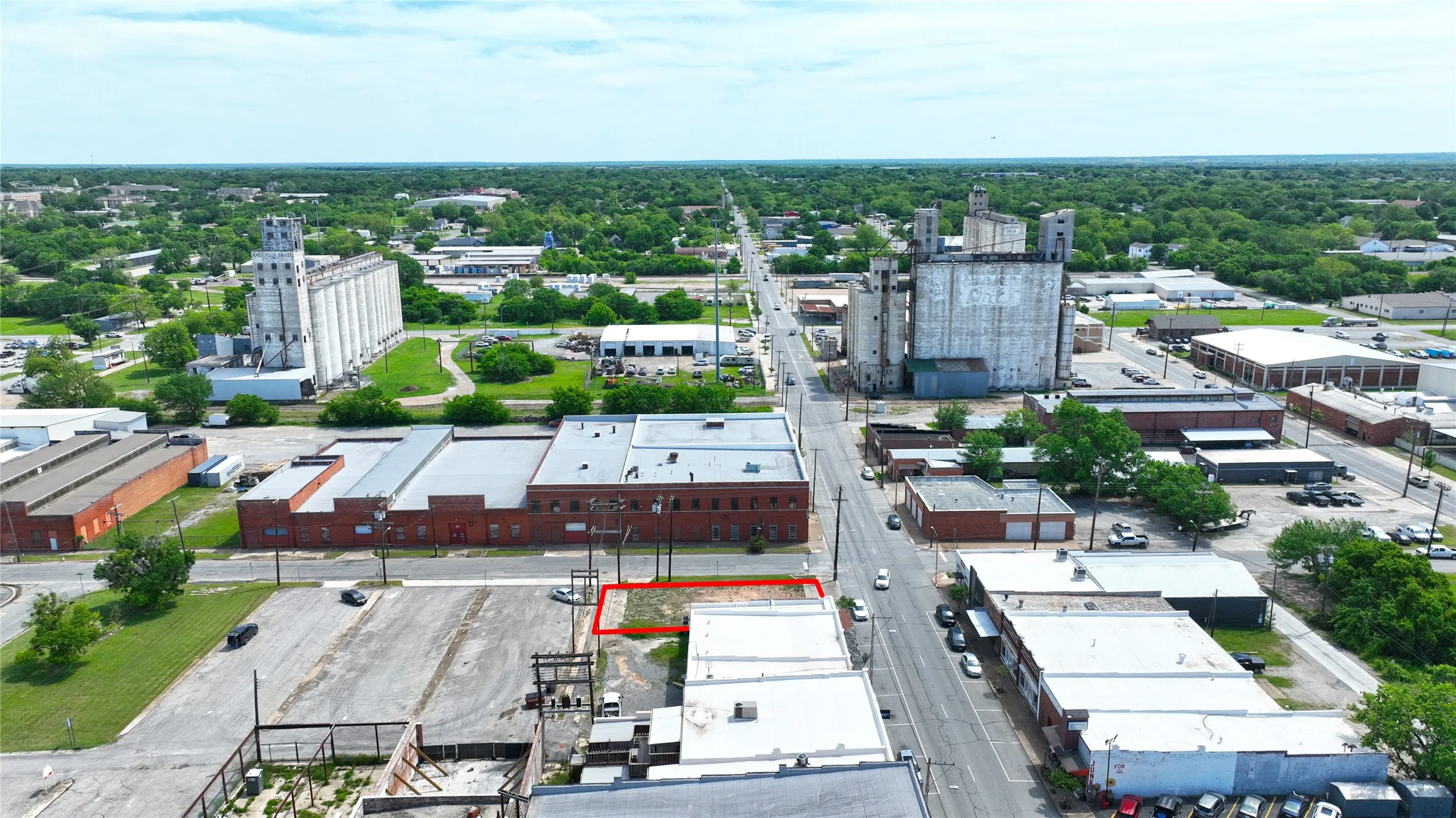 Improved Land For Sale in Grayson County , 225 E Houston Street, Sherman, Texas 75090, 0, 0, Garage spaces, 0 Sqft, built in 2003, mls#21245836, Real Estate Agent in Sherman, Homes For Sale in Grayson county, Homes For Sale in Sherman, Realtor in Sherman Texas, Real Estate Brokerage Independent Realty Texas, Luminita Cordes Realtor