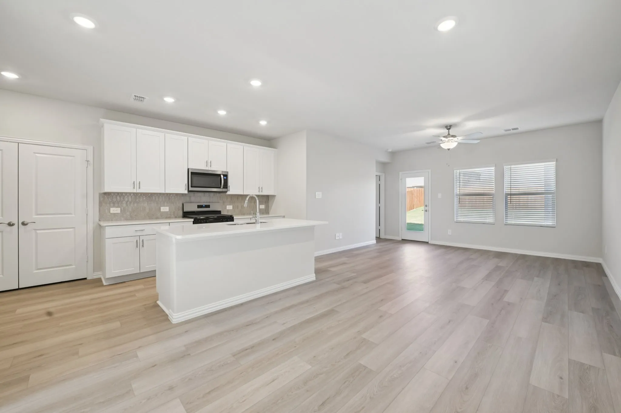 Photo is not of the actual home, but is an inspirational photo of builder’s model home and may depict options, furnishings, and/or decorator features that are not included.
