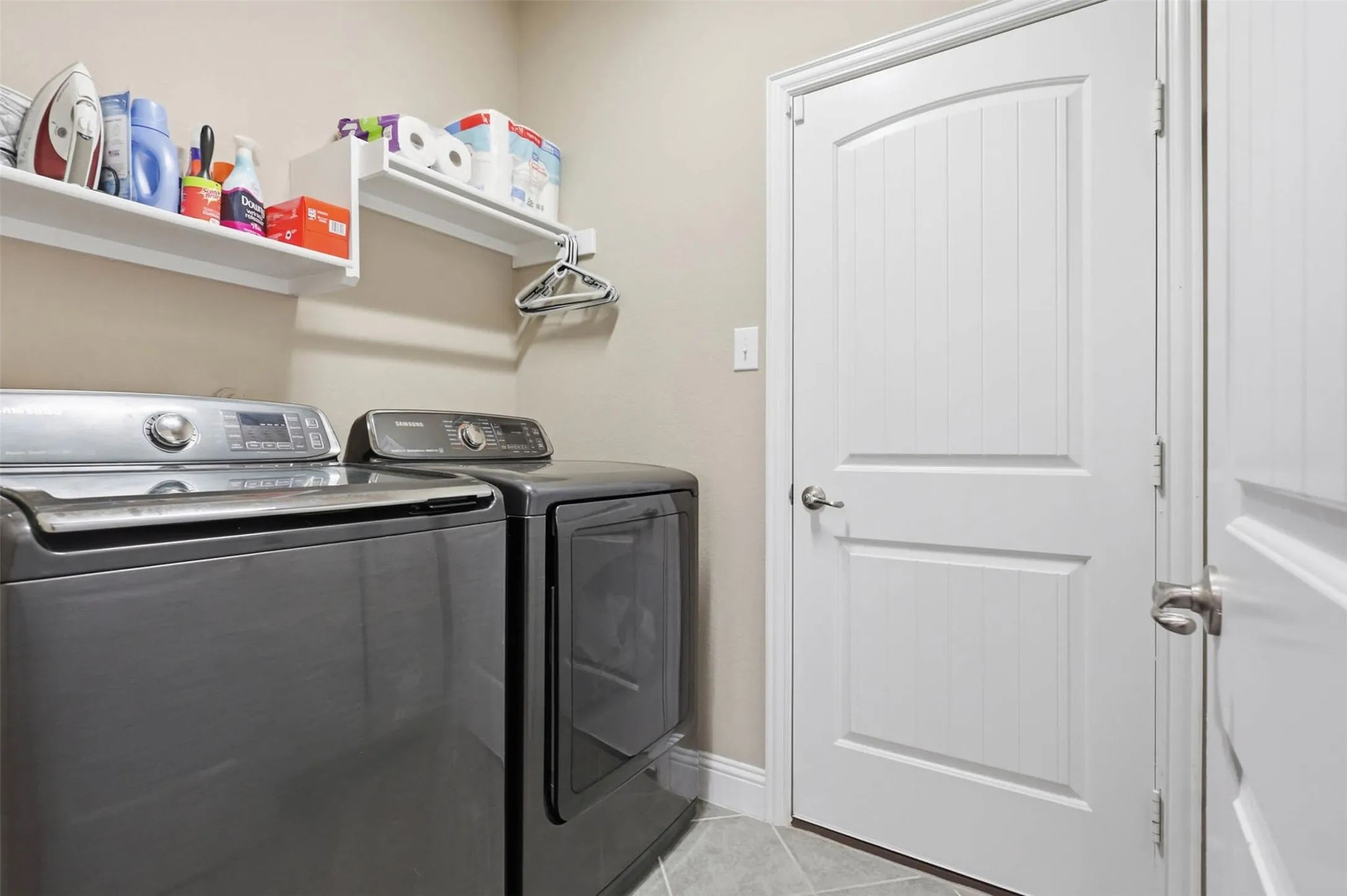 Single Family Residence For Sale in Tarrant County , 4720 Lazy Oaks Street, Fort Worth, Texas 76244, 3 Bedroom, 2 Bathroom, 2 Garage spaces, 1,653 Sqft, built in 2014, Price $349,999, mls#21242339, Real Estate Agent in Fort Worth, Homes For Sale in Tarrant county, Homes For Sale in Fort Worth, Realtor in Fort Worth Texas, Real Estate Brokerage Independent Realty Texas, Luminita Cordes Realtor