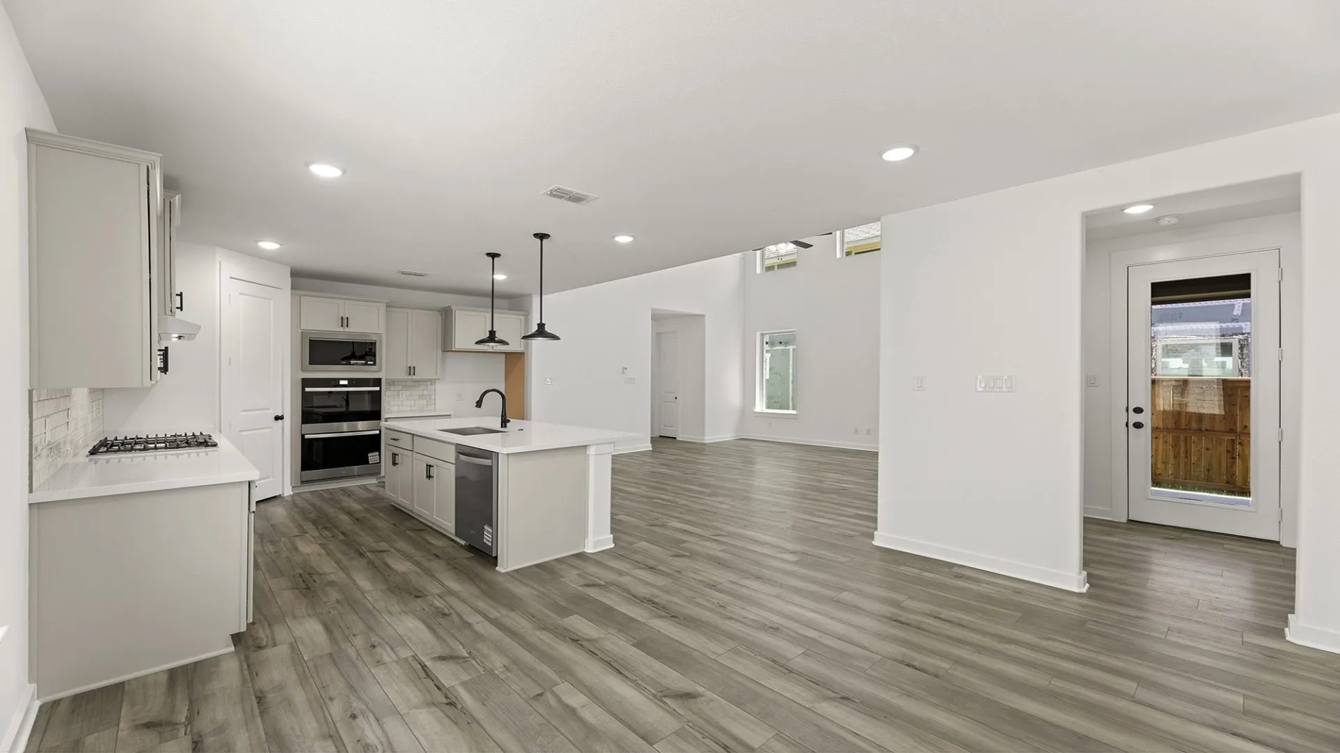 1 1425 Clare Court - Dining (2)