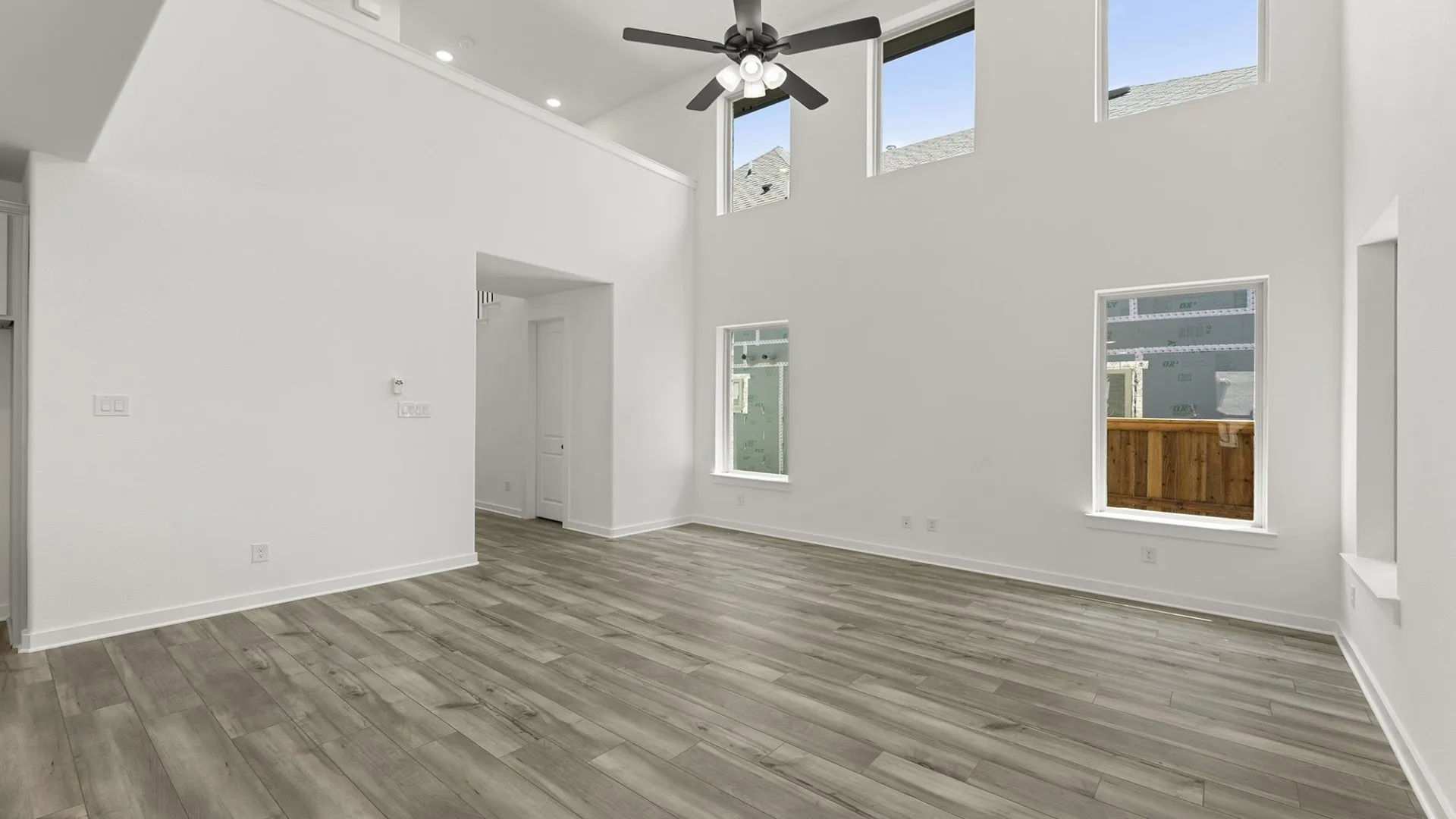 3 1425 Clare Court - Family (2)