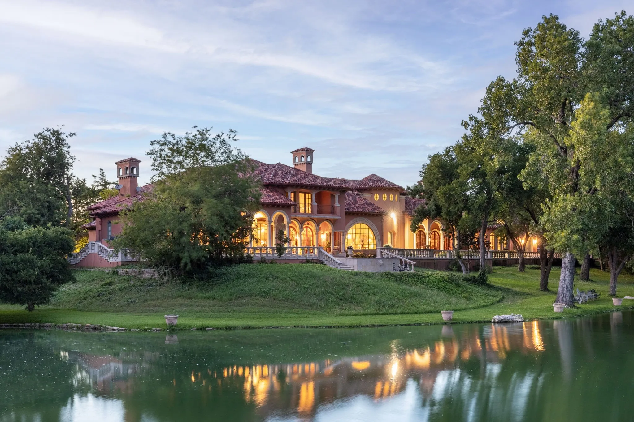 Single Family Residence For Sale in Denton County , 5817 Red Wolf Lane, Plano, Texas 75093, 5 Bedroom, 9 Bathroom, 6 Garage spaces, 12,872 Sqft, built in 1994, Preowned, mls#21243404, Real Estate Agent in Plano, Homes For Sale in Denton county, Homes For Sale in Plano, Realtor in Plano Texas, Real Estate Brokerage Independent Realty Texas, Luminita Cordes Realtor