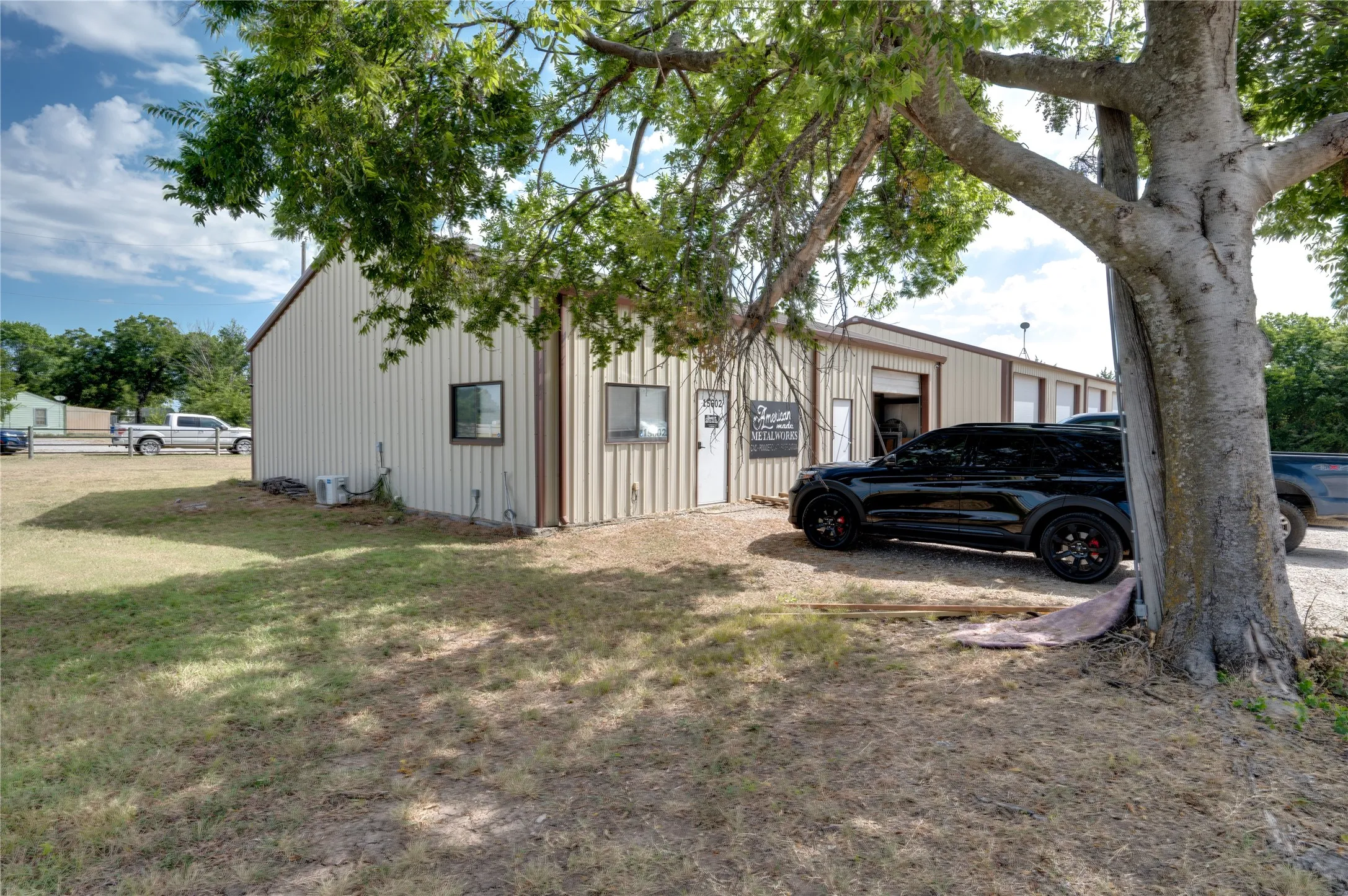 Warehouse For Sale in Collin County , 15602 State Highway 160, Blue Ridge, Texas 75424, 0, 0, Garage spaces, 0 Sqft, built in 2019, Preowned, Price $2,320,000, mls#21246404, Real Estate Agent in Blue Ridge, Homes For Sale in Collin county, Homes For Sale in Blue Ridge, Realtor in Blue Ridge Texas, Real Estate Brokerage Independent Realty Texas, Luminita Cordes Realtor