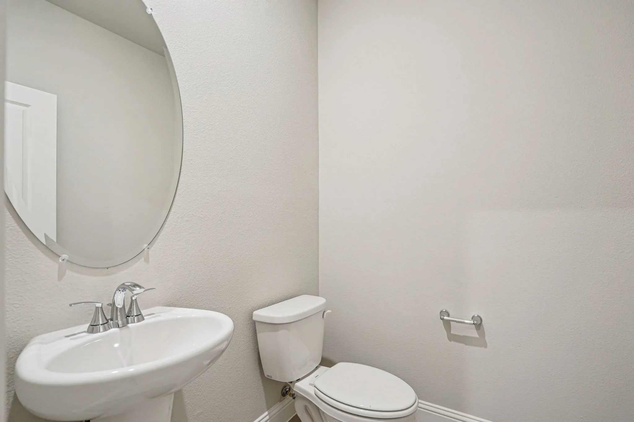 Photo is not of the actual home, but is an inspirational photo of builder’s model home and may depict options, furnishings, and/or decorator features that are not included.