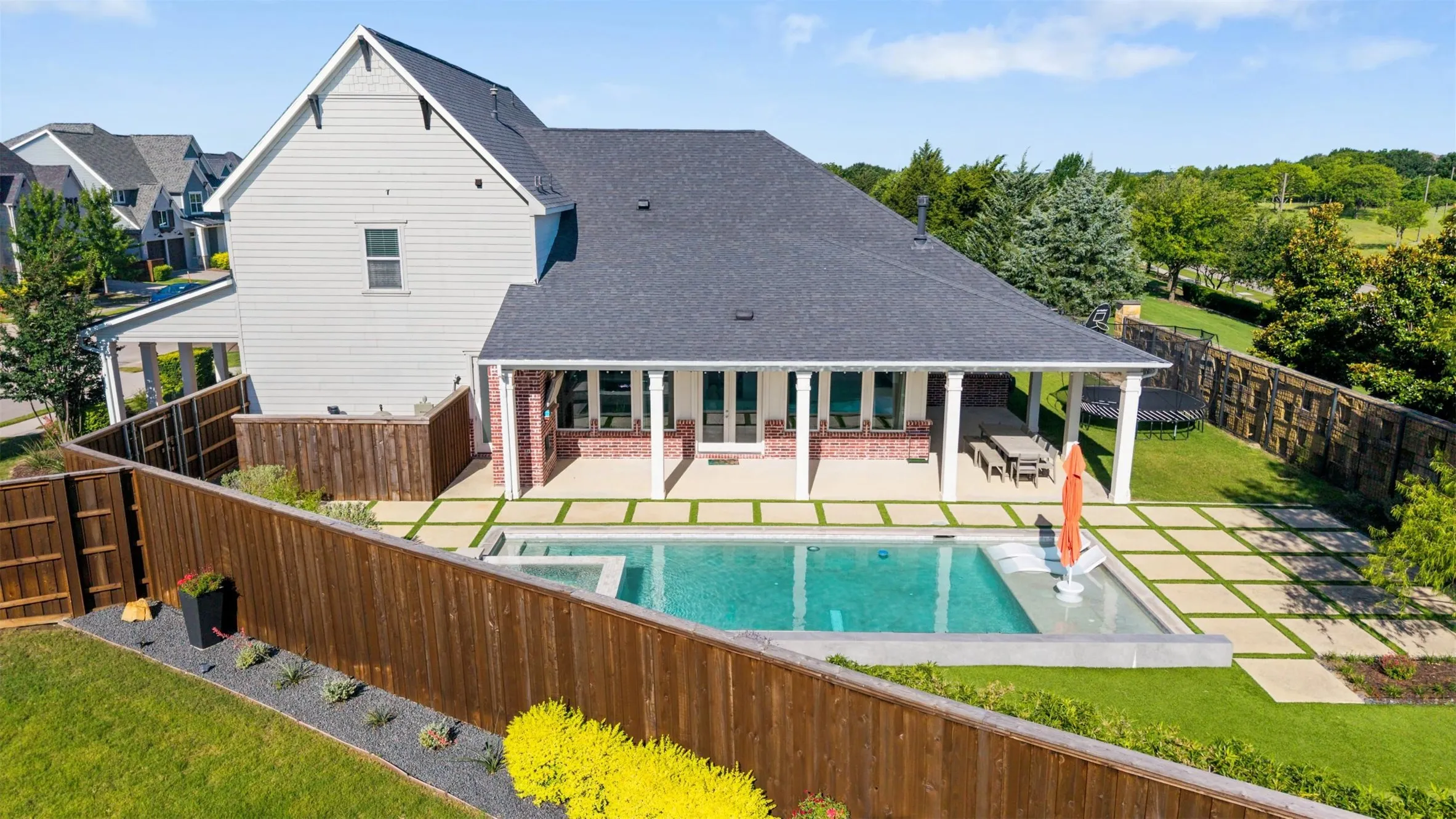Single Family Residence For Sale in Collin County , 1104 Van Drive, Allen, Texas 75013, 4 Bedroom, 4 Bathroom, 3 Garage spaces, 4,041 Sqft, built in 2016, Preowned, mls#21242212, Real Estate Agent in Allen, Homes For Sale in Collin county, Homes For Sale in Allen, Realtor in Allen Texas, Real Estate Brokerage Independent Realty Texas, Luminita Cordes Realtor