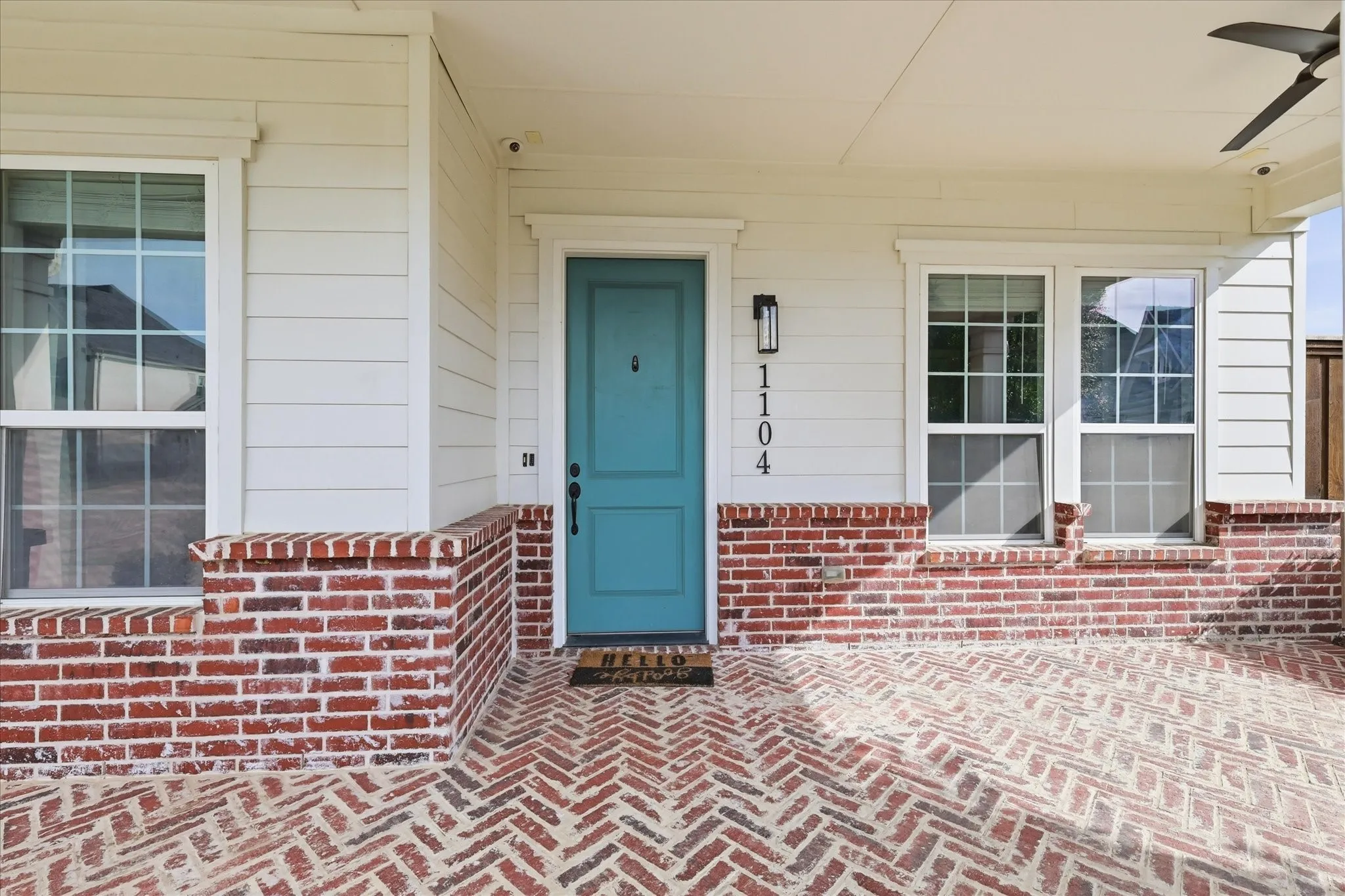 Single Family Residence For Sale in Collin County , 1104 Van Drive, Allen, Texas 75013, 4 Bedroom, 4 Bathroom, 3 Garage spaces, 4,041 Sqft, built in 2016, Preowned, mls#21242212, Real Estate Agent in Allen, Homes For Sale in Collin county, Homes For Sale in Allen, Realtor in Allen Texas, Real Estate Brokerage Independent Realty Texas, Luminita Cordes Realtor