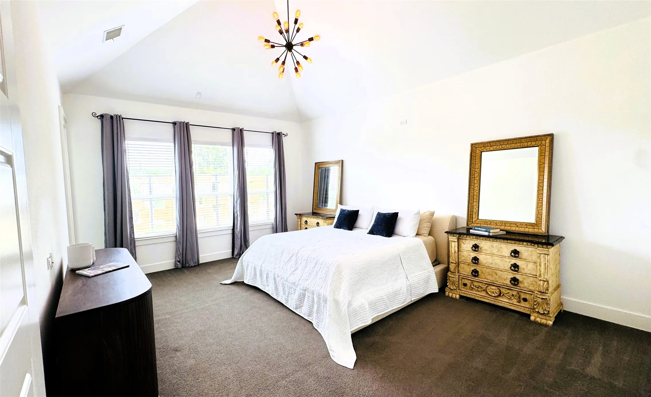Single Family Residence For Sale in Collin County , 1104 Van Drive, Allen, Texas 75013, 4 Bedroom, 4 Bathroom, 3 Garage spaces, 4,041 Sqft, built in 2016, Preowned, mls#21242212, Real Estate Agent in Allen, Homes For Sale in Collin county, Homes For Sale in Allen, Realtor in Allen Texas, Real Estate Brokerage Independent Realty Texas, Luminita Cordes Realtor