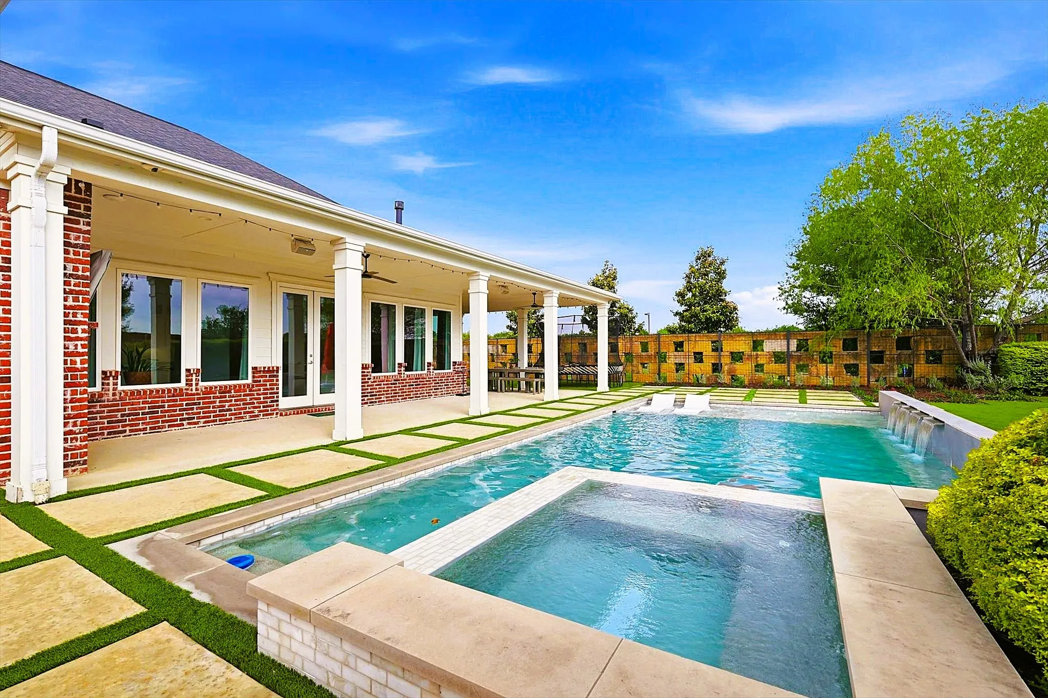 Single Family Residence For Sale in Collin County , 1104 Van Drive, Allen, Texas 75013, 4 Bedroom, 4 Bathroom, 3 Garage spaces, 4,041 Sqft, built in 2016, Preowned, mls#21242212, Real Estate Agent in Allen, Homes For Sale in Collin county, Homes For Sale in Allen, Realtor in Allen Texas, Real Estate Brokerage Independent Realty Texas, Luminita Cordes Realtor
