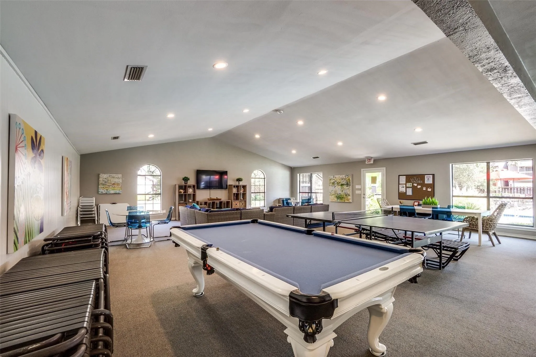 Single Family Residence For Sale in Dallas County , 1417 Mccoy Street, Dallas, Texas 75204, 2 Bedroom, 2 Bathroom, 2 Garage spaces, 1,309 Sqft, built in 1985, mls#21235895, Real Estate Agent in Dallas, Homes For Sale in Dallas county, Homes For Sale in Dallas, Realtor in Dallas Texas, Real Estate Brokerage Independent Realty Texas, Luminita Cordes Realtor