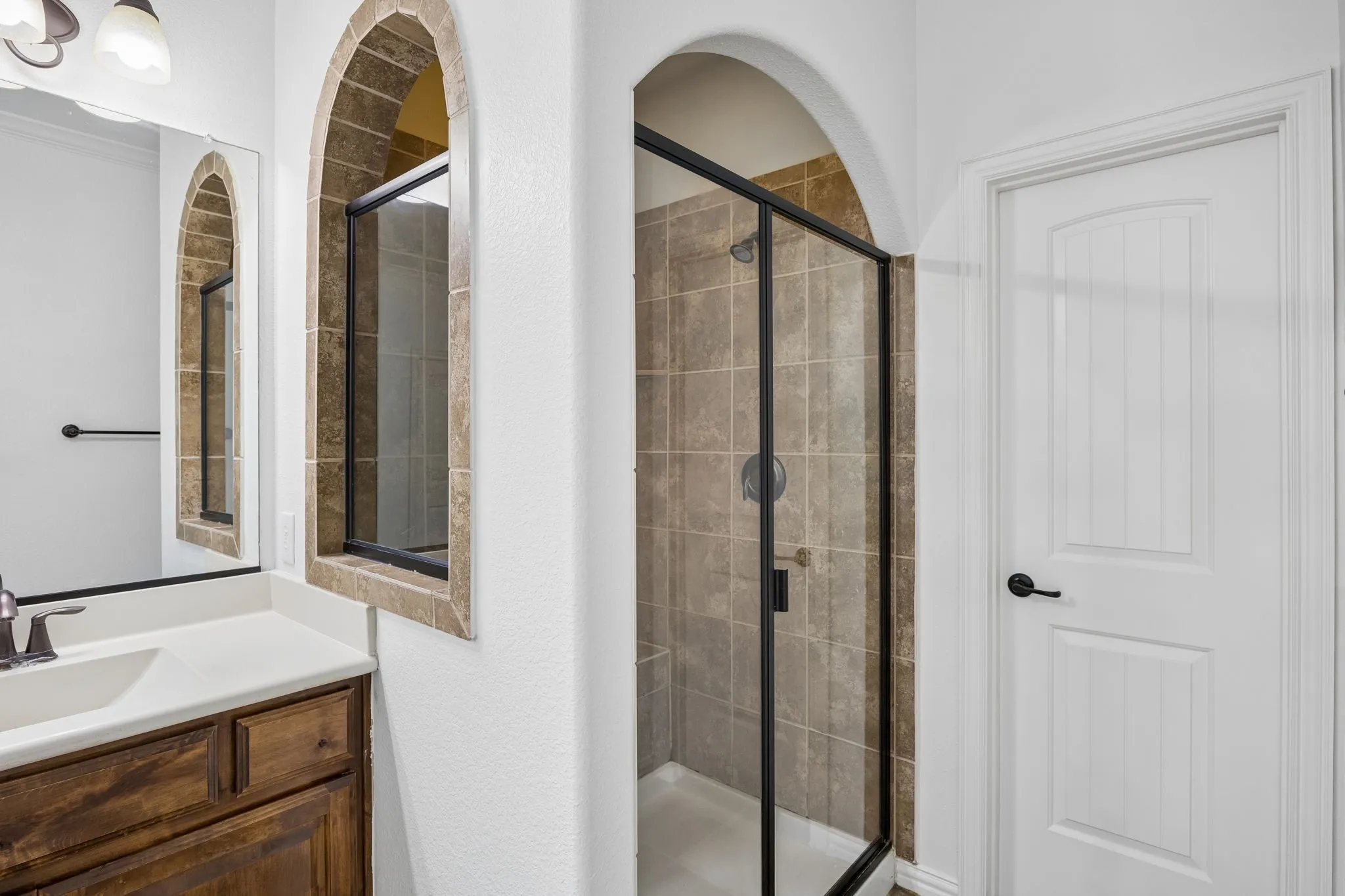 Single Family Residence For Sale in Collin County , 9519 Amberwoods Lane, Frisco, Texas 75035, 4 Bedroom, 5 Bathroom, 3 Garage spaces, 3,426 Sqft, built in 2013, mls#21246565, Real Estate Agent in Frisco, Homes For Sale in Collin county, Homes For Sale in Frisco, Realtor in Frisco Texas, Real Estate Brokerage Independent Realty Texas, Luminita Cordes Realtor
