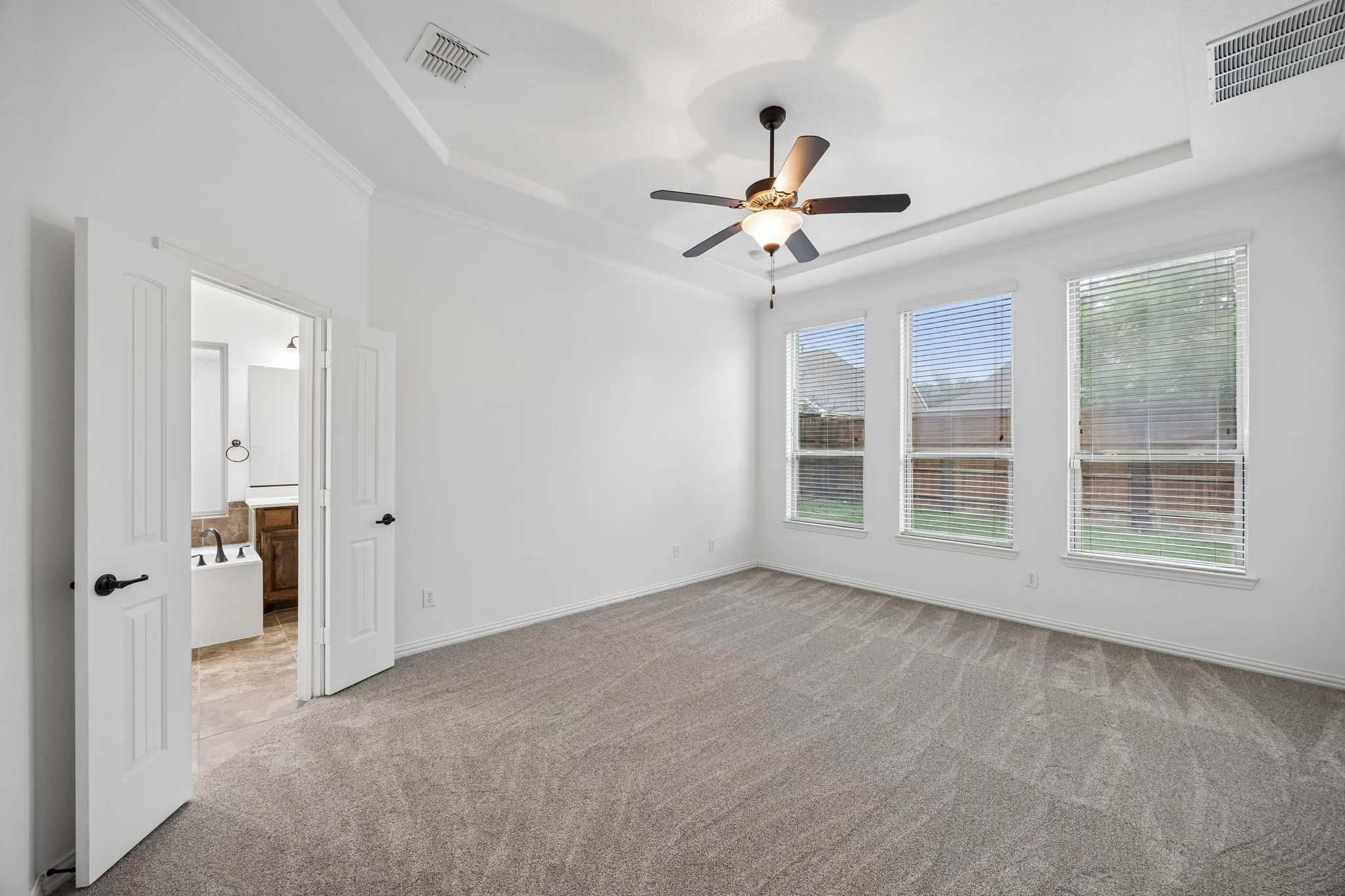 Single Family Residence For Sale in Collin County , 9519 Amberwoods Lane, Frisco, Texas 75035, 4 Bedroom, 5 Bathroom, 3 Garage spaces, 3,426 Sqft, built in 2013, mls#21246565, Real Estate Agent in Frisco, Homes For Sale in Collin county, Homes For Sale in Frisco, Realtor in Frisco Texas, Real Estate Brokerage Independent Realty Texas, Luminita Cordes Realtor