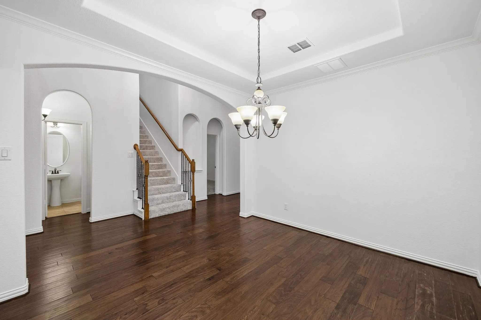 Single Family Residence For Sale in Collin County , 9519 Amberwoods Lane, Frisco, Texas 75035, 4 Bedroom, 5 Bathroom, 3 Garage spaces, 3,426 Sqft, built in 2013, mls#21246565, Real Estate Agent in Frisco, Homes For Sale in Collin county, Homes For Sale in Frisco, Realtor in Frisco Texas, Real Estate Brokerage Independent Realty Texas, Luminita Cordes Realtor