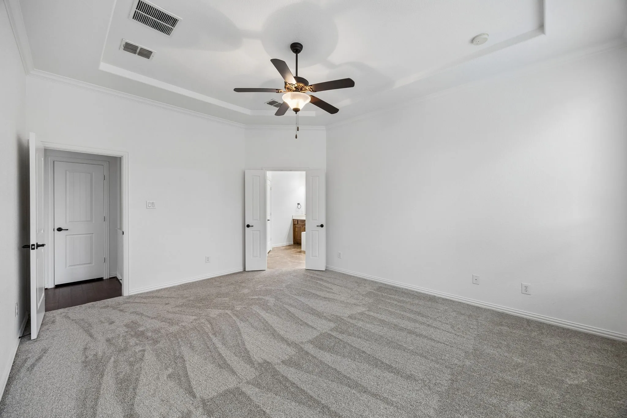Single Family Residence For Sale in Collin County , 9519 Amberwoods Lane, Frisco, Texas 75035, 4 Bedroom, 5 Bathroom, 3 Garage spaces, 3,426 Sqft, built in 2013, mls#21246565, Real Estate Agent in Frisco, Homes For Sale in Collin county, Homes For Sale in Frisco, Realtor in Frisco Texas, Real Estate Brokerage Independent Realty Texas, Luminita Cordes Realtor