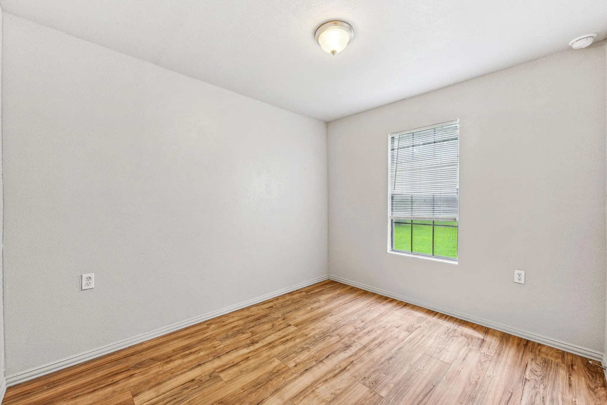 Duplex For Sale in Erath County , 1391 N Paddock Street, Stephenville, Texas 76401, 6 Bedroom, 2 Bathroom, Garage spaces, 0 Sqft, built in 1930, Preowned, mls#21242182, Real Estate Agent in Stephenville, Homes For Sale in Erath county, Homes For Sale in Stephenville, Realtor in Stephenville Texas, Real Estate Brokerage Independent Realty Texas, Luminita Cordes Realtor