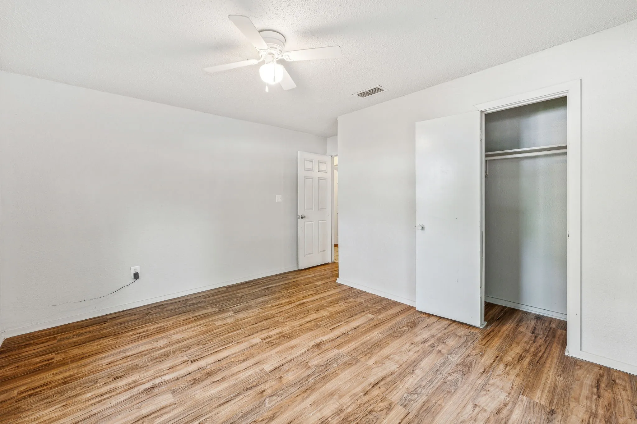 Duplex For Sale in Erath County , 1391 N Paddock Street, Stephenville, Texas 76401, 6 Bedroom, 2 Bathroom, Garage spaces, 0 Sqft, built in 1930, Preowned, mls#21242182, Real Estate Agent in Stephenville, Homes For Sale in Erath county, Homes For Sale in Stephenville, Realtor in Stephenville Texas, Real Estate Brokerage Independent Realty Texas, Luminita Cordes Realtor