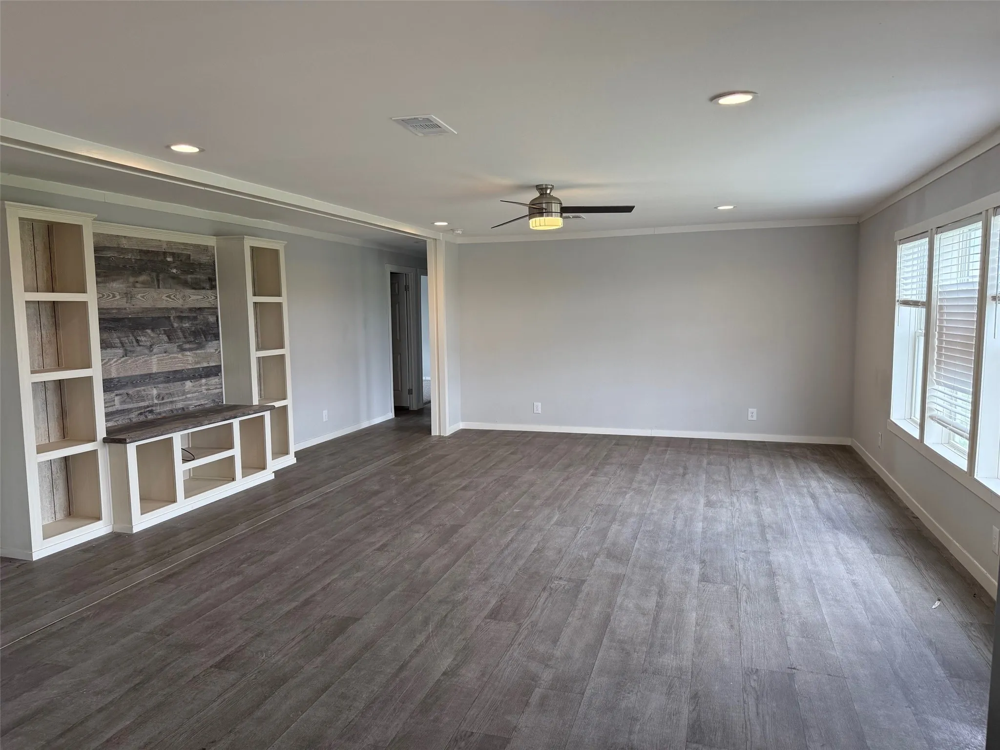 Mobile Home For Sale in Johnson County , 5937 County Road 1017, Joshua, Texas 76058, 4 Bedroom, 2 Bathroom, 2 Garage spaces, 2,170 Sqft, built in 2025, New Construction - Complete, mls#21246638, Real Estate Agent in Joshua, Homes For Sale in Johnson county, Homes For Sale in Joshua, Realtor in Joshua Texas, Real Estate Brokerage Independent Realty Texas, Luminita Cordes Realtor