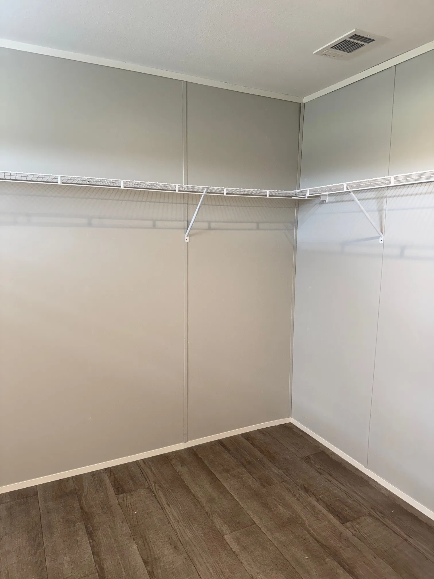 Mobile Home For Sale in Johnson County , 5937 County Road 1017, Joshua, Texas 76058, 4 Bedroom, 2 Bathroom, 2 Garage spaces, 2,170 Sqft, built in 2025, New Construction - Complete, mls#21246638, Real Estate Agent in Joshua, Homes For Sale in Johnson county, Homes For Sale in Joshua, Realtor in Joshua Texas, Real Estate Brokerage Independent Realty Texas, Luminita Cordes Realtor