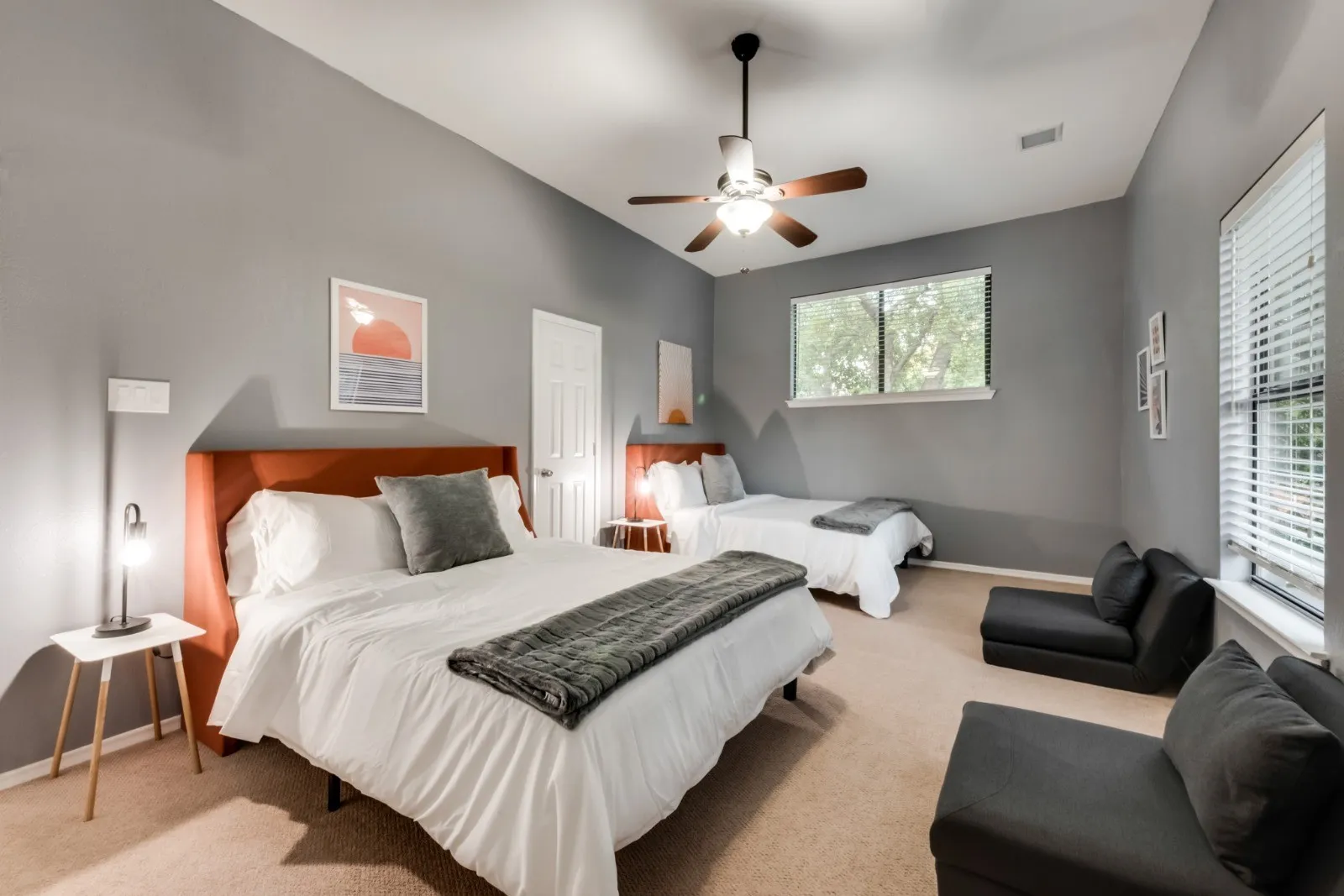 Single Family Residence For Sale in Collin County , 17920 Hillcrest Road, Dallas, Texas 75252, 3 Bedroom, 3 Bathroom, 2 Garage spaces, 2,264 Sqft, built in 1987, Preowned, mls#21246373, Real Estate Agent in Dallas, Homes For Sale in Collin county, Homes For Sale in Dallas, Realtor in Dallas Texas, Real Estate Brokerage Independent Realty Texas, Luminita Cordes Realtor