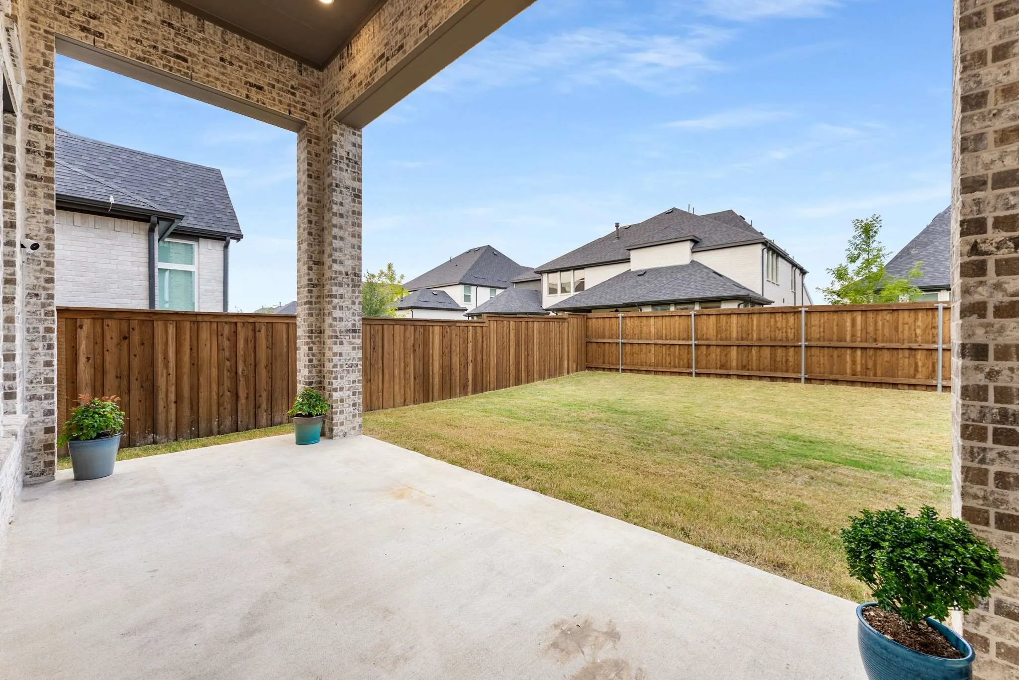 Single Family Residence For Sale in Collin County , 3917 Linear Drive, Celina, Texas 75078, 5 Bedroom, 7 Bathroom, 3 Garage spaces, 3,714 Sqft, built in 2024, Preowned, Price $799,000, mls#21244797, Real Estate Agent in Celina, Homes For Sale in Collin county, Homes For Sale in Celina, Realtor in Celina Texas, Real Estate Brokerage Independent Realty Texas, Luminita Cordes Realtor