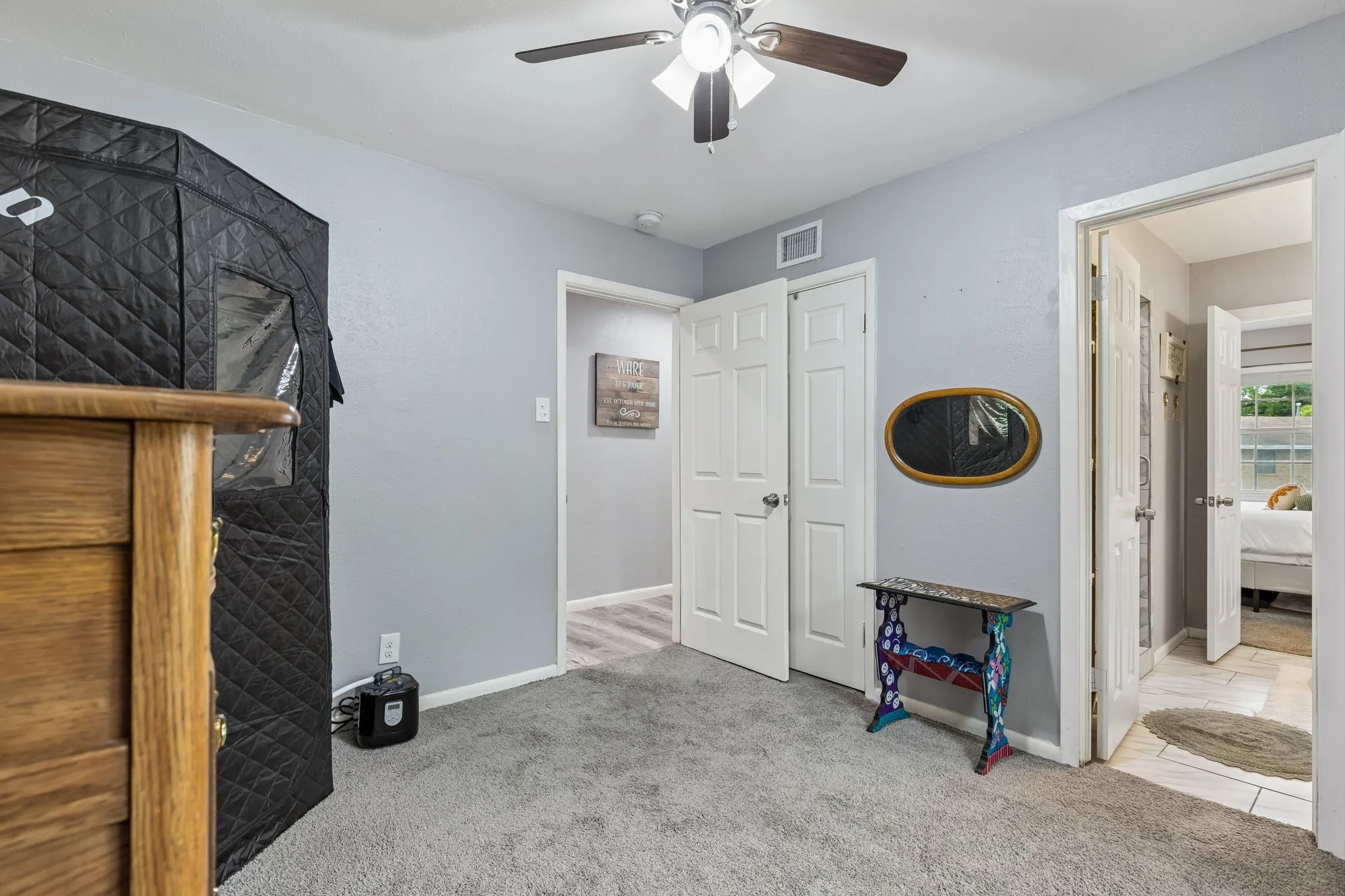 Single Family Residence For Sale in Dallas County , 2306 W Five Mile Parkway, Dallas, Texas 75224, 3 Bedroom, 3 Bathroom, 2 Garage spaces, 1,582 Sqft, built in 1959, Preowned, mls#21246661, Real Estate Agent in Dallas, Homes For Sale in Dallas county, Homes For Sale in Dallas, Realtor in Dallas Texas, Real Estate Brokerage Independent Realty Texas, Luminita Cordes Realtor