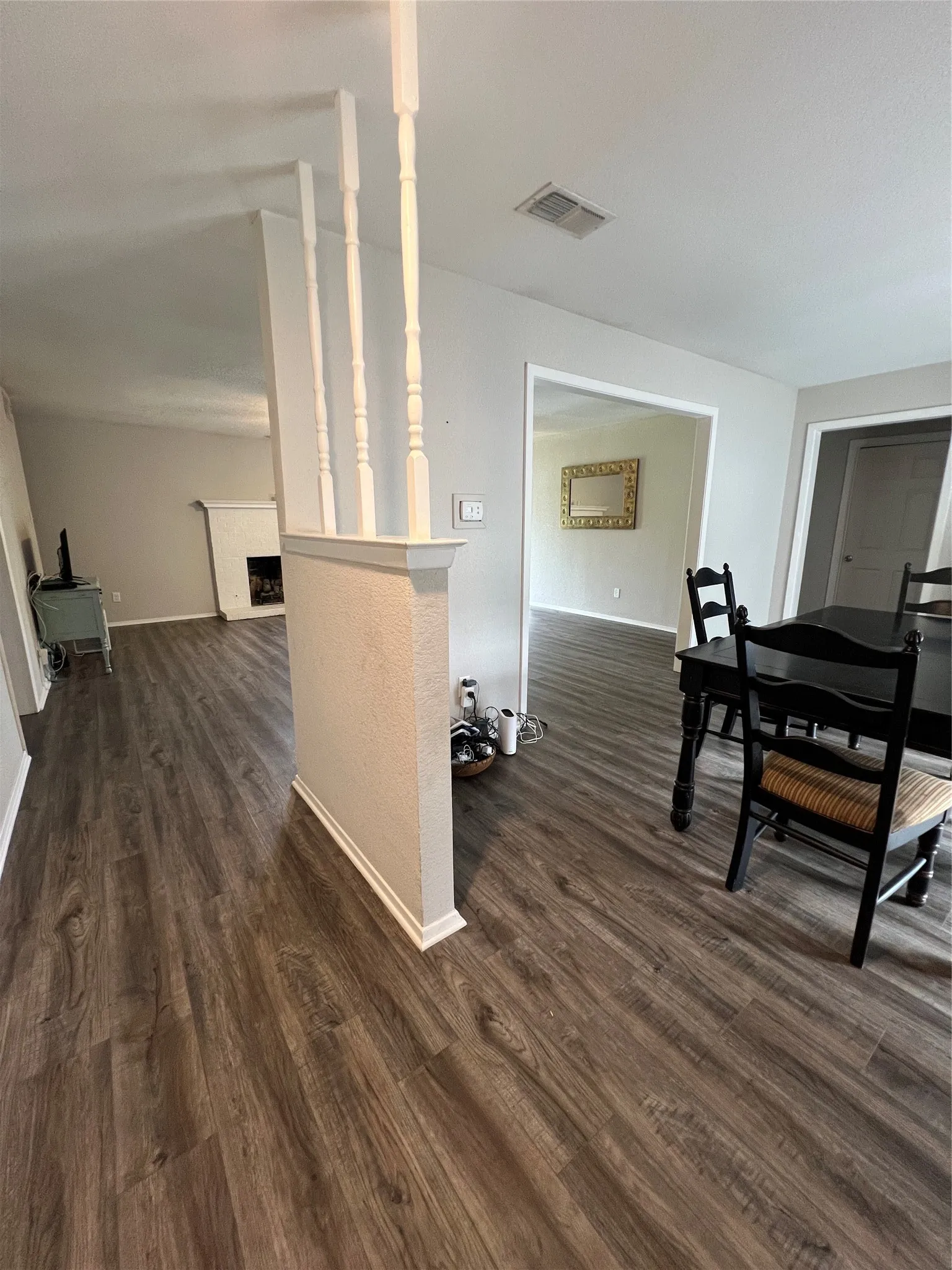Single Family Residence For Sale in Palo Pinto County , 2809 N Murco Drive, Mineral Wells, Texas 76067, 5 Bedroom, 2 Bathroom, Garage spaces, 2,036 Sqft, built in 1966, mls#21245383, Real Estate Agent in Mineral Wells, Homes For Sale in Palo Pinto county, Homes For Sale in Mineral Wells, Realtor in Mineral Wells Texas, Real Estate Brokerage Independent Realty Texas, Luminita Cordes Realtor
