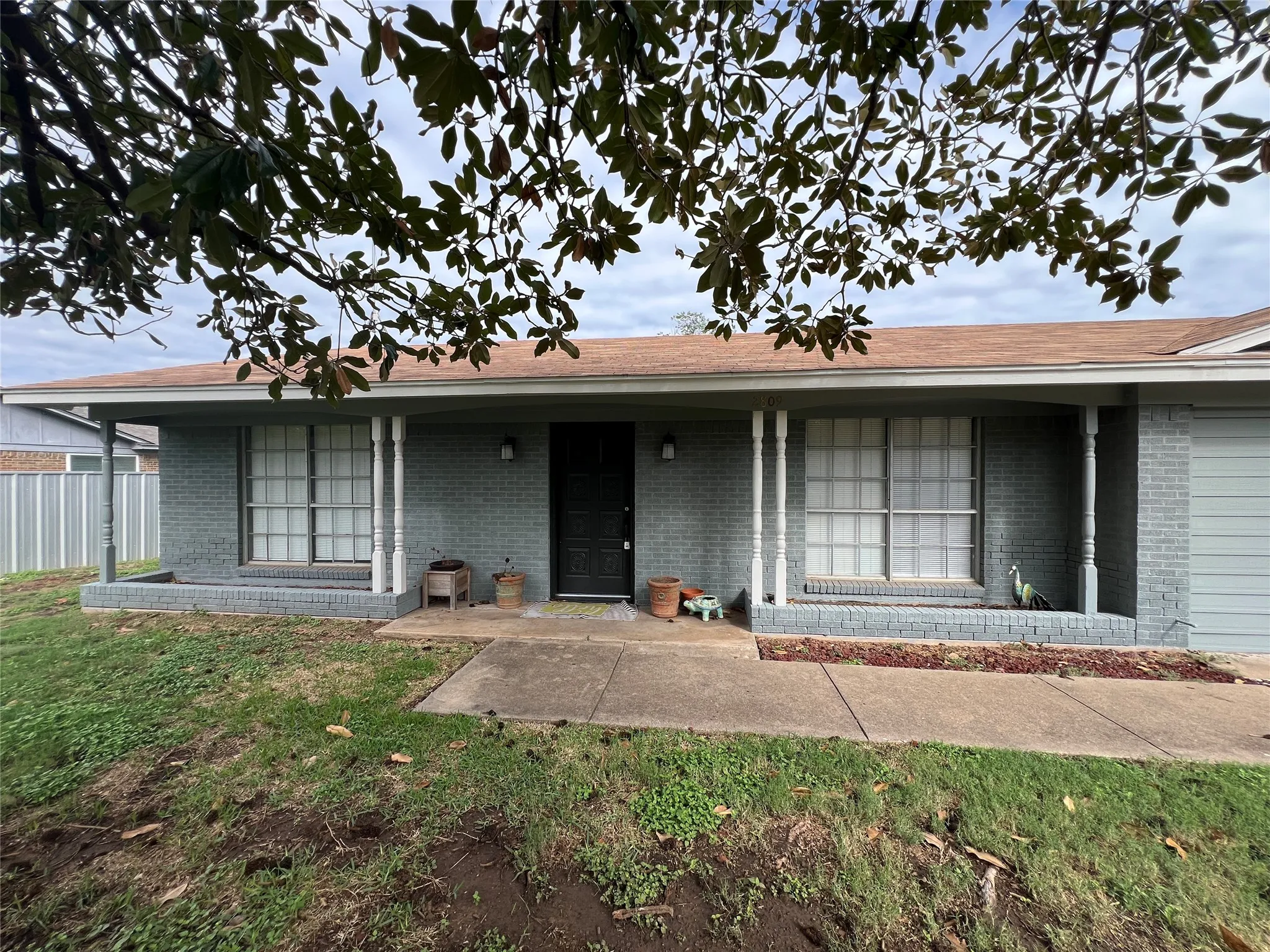 Single Family Residence For Sale in Palo Pinto County , 2809 N Murco Drive, Mineral Wells, Texas 76067, 5 Bedroom, 2 Bathroom, Garage spaces, 2,036 Sqft, built in 1966, mls#21245383, Real Estate Agent in Mineral Wells, Homes For Sale in Palo Pinto county, Homes For Sale in Mineral Wells, Realtor in Mineral Wells Texas, Real Estate Brokerage Independent Realty Texas, Luminita Cordes Realtor