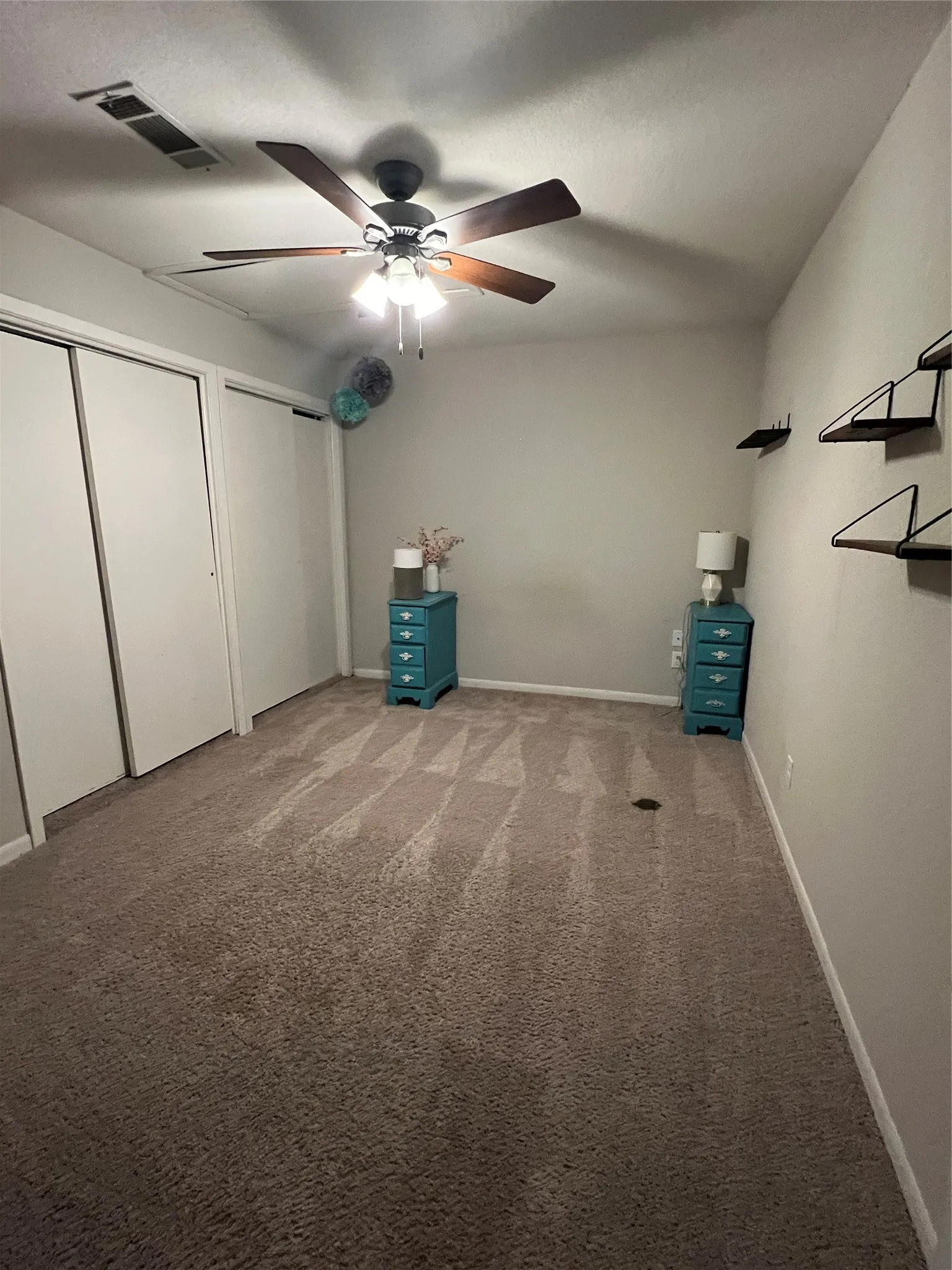 Single Family Residence For Sale in Palo Pinto County , 2809 N Murco Drive, Mineral Wells, Texas 76067, 5 Bedroom, 2 Bathroom, Garage spaces, 2,036 Sqft, built in 1966, mls#21245383, Real Estate Agent in Mineral Wells, Homes For Sale in Palo Pinto county, Homes For Sale in Mineral Wells, Realtor in Mineral Wells Texas, Real Estate Brokerage Independent Realty Texas, Luminita Cordes Realtor