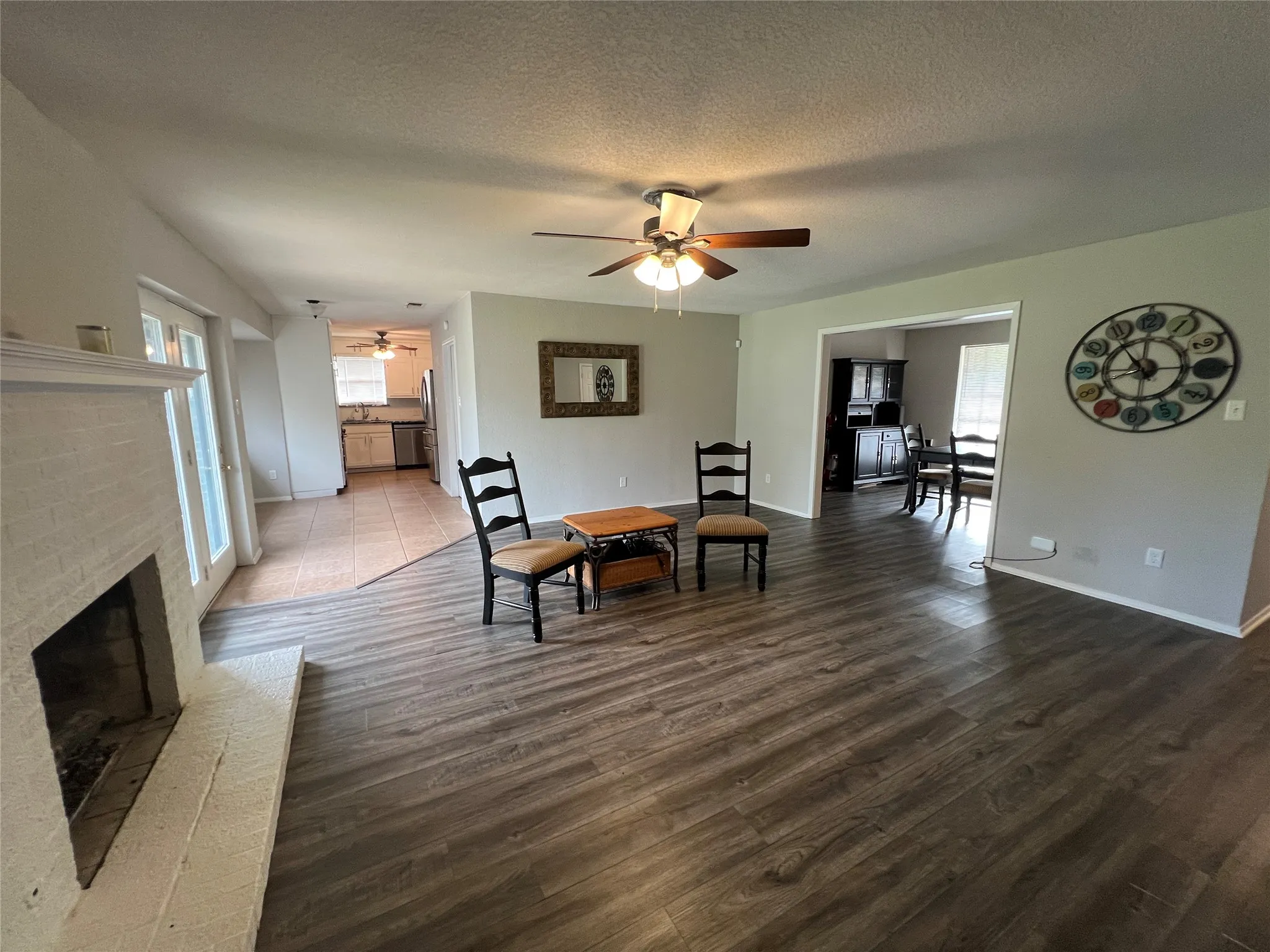 Single Family Residence For Sale in Palo Pinto County , 2809 N Murco Drive, Mineral Wells, Texas 76067, 5 Bedroom, 2 Bathroom, Garage spaces, 2,036 Sqft, built in 1966, mls#21245383, Real Estate Agent in Mineral Wells, Homes For Sale in Palo Pinto county, Homes For Sale in Mineral Wells, Realtor in Mineral Wells Texas, Real Estate Brokerage Independent Realty Texas, Luminita Cordes Realtor