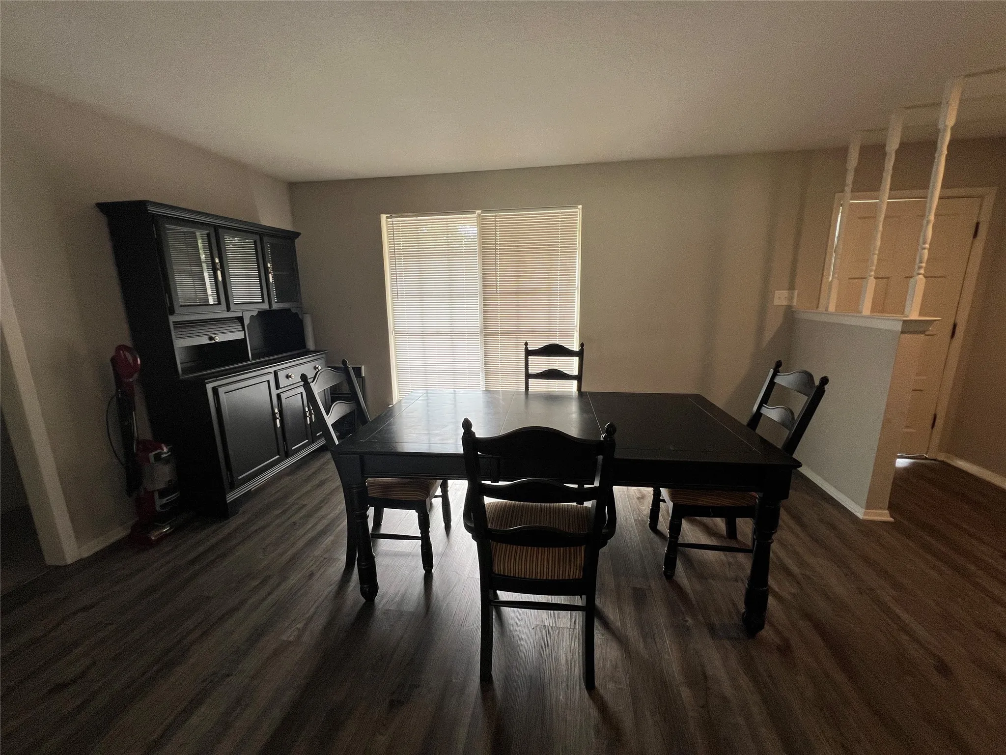 Single Family Residence For Sale in Palo Pinto County , 2809 N Murco Drive, Mineral Wells, Texas 76067, 5 Bedroom, 2 Bathroom, Garage spaces, 2,036 Sqft, built in 1966, mls#21245383, Real Estate Agent in Mineral Wells, Homes For Sale in Palo Pinto county, Homes For Sale in Mineral Wells, Realtor in Mineral Wells Texas, Real Estate Brokerage Independent Realty Texas, Luminita Cordes Realtor