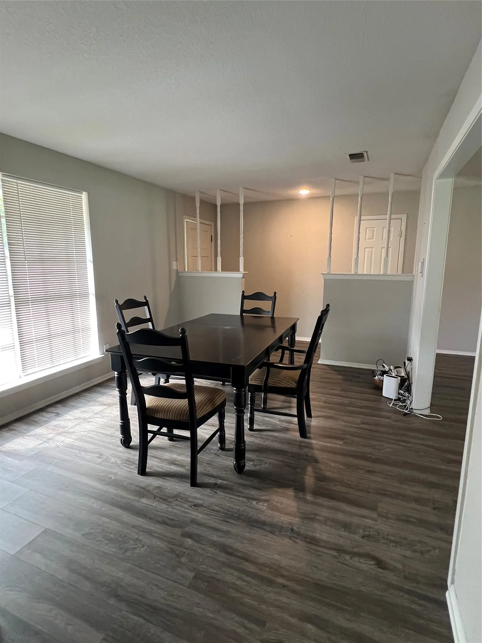 Single Family Residence For Sale in Palo Pinto County , 2809 N Murco Drive, Mineral Wells, Texas 76067, 5 Bedroom, 2 Bathroom, Garage spaces, 2,036 Sqft, built in 1966, mls#21245383, Real Estate Agent in Mineral Wells, Homes For Sale in Palo Pinto county, Homes For Sale in Mineral Wells, Realtor in Mineral Wells Texas, Real Estate Brokerage Independent Realty Texas, Luminita Cordes Realtor