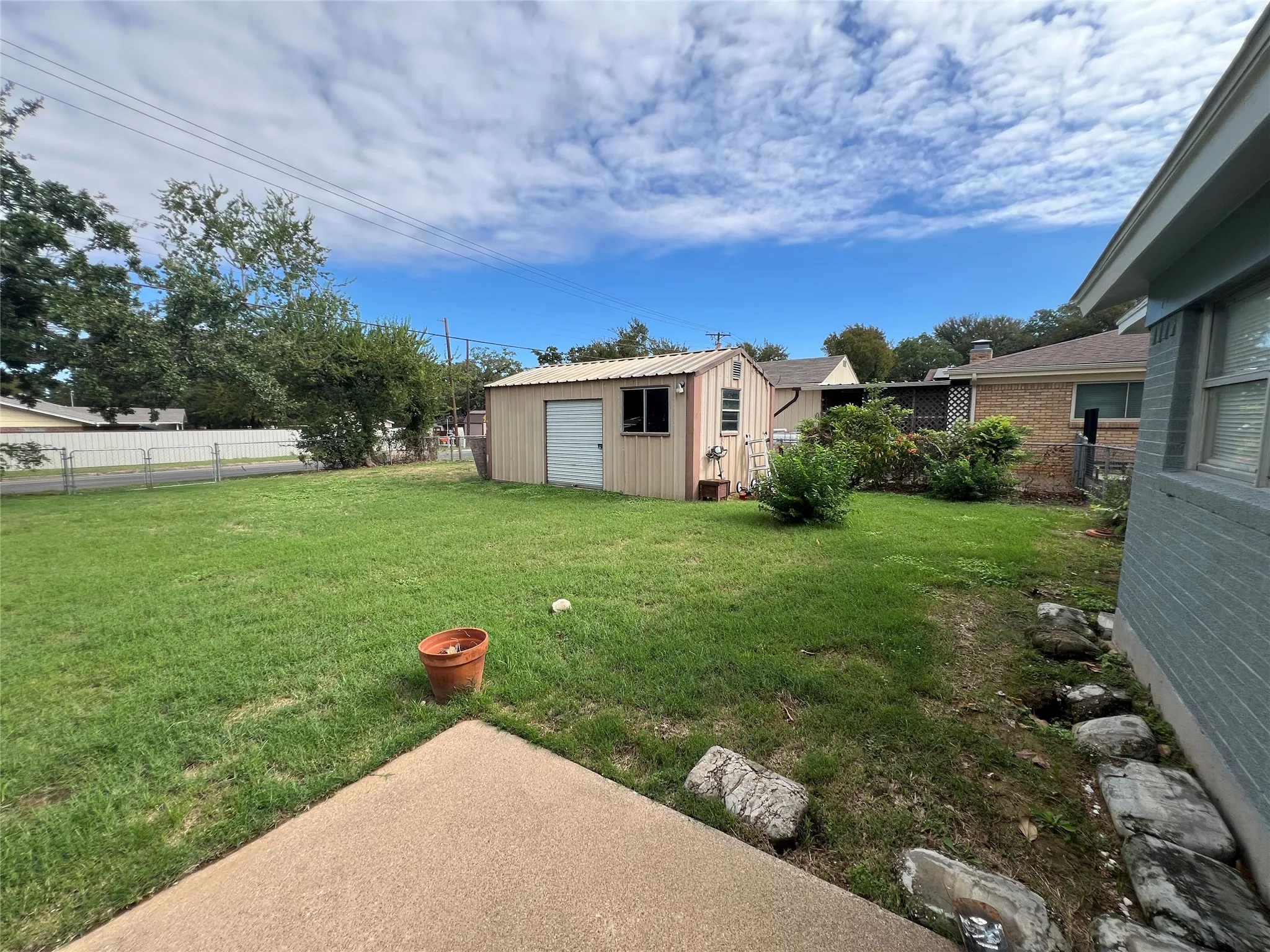 Single Family Residence For Sale in Palo Pinto County , 2809 N Murco Drive, Mineral Wells, Texas 76067, 5 Bedroom, 2 Bathroom, Garage spaces, 2,036 Sqft, built in 1966, mls#21245383, Real Estate Agent in Mineral Wells, Homes For Sale in Palo Pinto county, Homes For Sale in Mineral Wells, Realtor in Mineral Wells Texas, Real Estate Brokerage Independent Realty Texas, Luminita Cordes Realtor