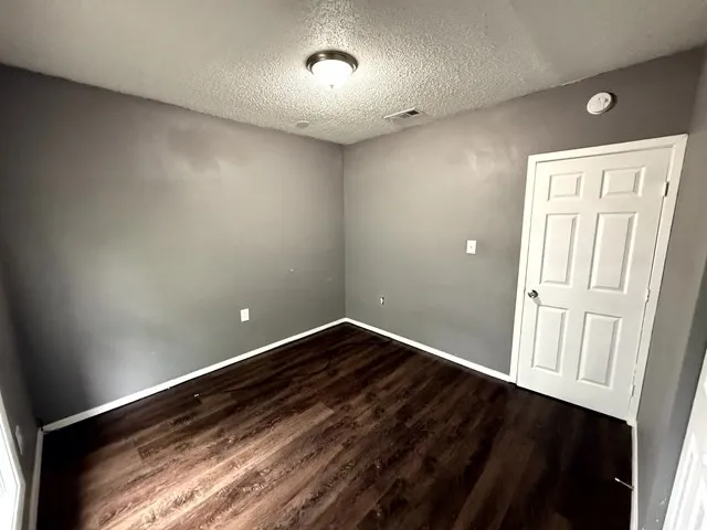 Duplex For Sale in Tarrant County , 2115 Hurley Avenue, Fort Worth, Texas 76110, 4 Bedroom, 4 Bathroom, Garage spaces, 0 Sqft, built in 1930, Unknown, mls#21246679, Real Estate Agent in Fort Worth, Homes For Sale in Tarrant county, Homes For Sale in Fort Worth, Realtor in Fort Worth Texas, Real Estate Brokerage Independent Realty Texas, Luminita Cordes Realtor