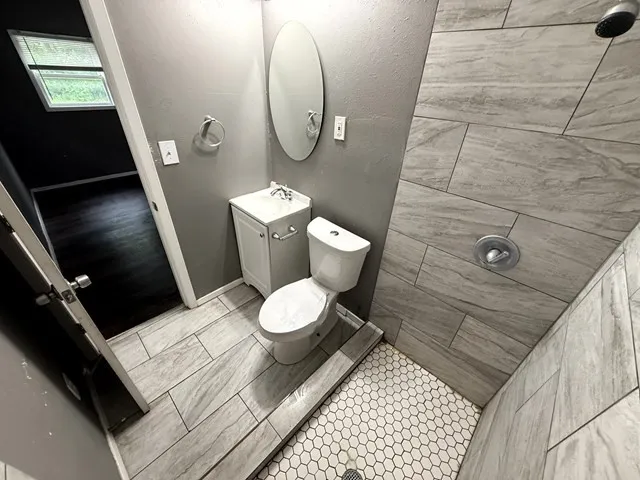 Duplex For Sale in Tarrant County , 2115 Hurley Avenue, Fort Worth, Texas 76110, 4 Bedroom, 4 Bathroom, Garage spaces, 0 Sqft, built in 1930, Unknown, mls#21246679, Real Estate Agent in Fort Worth, Homes For Sale in Tarrant county, Homes For Sale in Fort Worth, Realtor in Fort Worth Texas, Real Estate Brokerage Independent Realty Texas, Luminita Cordes Realtor