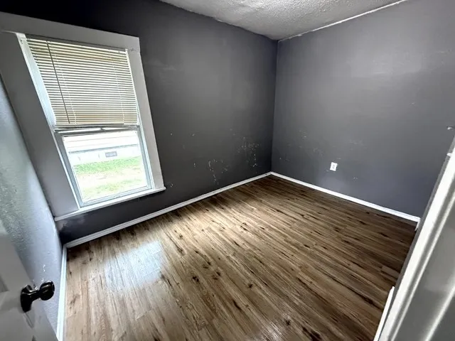 Duplex For Sale in Tarrant County , 2115 Hurley Avenue, Fort Worth, Texas 76110, 4 Bedroom, 4 Bathroom, Garage spaces, 0 Sqft, built in 1930, Unknown, mls#21246679, Real Estate Agent in Fort Worth, Homes For Sale in Tarrant county, Homes For Sale in Fort Worth, Realtor in Fort Worth Texas, Real Estate Brokerage Independent Realty Texas, Luminita Cordes Realtor