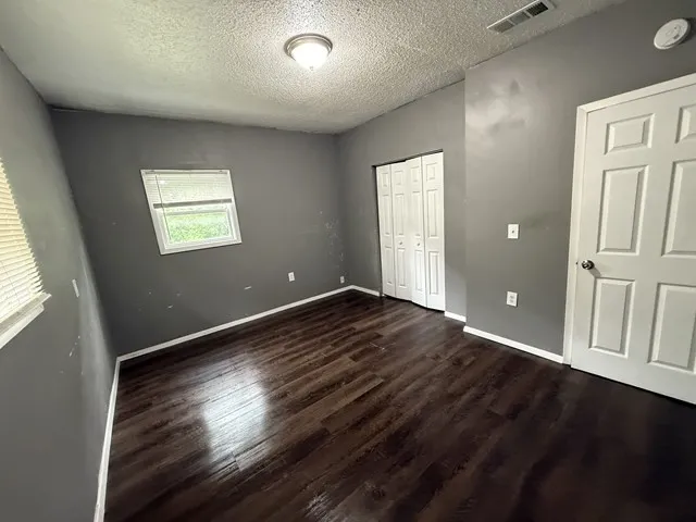 Duplex For Sale in Tarrant County , 2115 Hurley Avenue, Fort Worth, Texas 76110, 4 Bedroom, 4 Bathroom, Garage spaces, 0 Sqft, built in 1930, Unknown, mls#21246679, Real Estate Agent in Fort Worth, Homes For Sale in Tarrant county, Homes For Sale in Fort Worth, Realtor in Fort Worth Texas, Real Estate Brokerage Independent Realty Texas, Luminita Cordes Realtor
