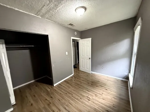 Duplex For Sale in Tarrant County , 2115 Hurley Avenue, Fort Worth, Texas 76110, 4 Bedroom, 4 Bathroom, Garage spaces, 0 Sqft, built in 1930, Unknown, mls#21246679, Real Estate Agent in Fort Worth, Homes For Sale in Tarrant county, Homes For Sale in Fort Worth, Realtor in Fort Worth Texas, Real Estate Brokerage Independent Realty Texas, Luminita Cordes Realtor