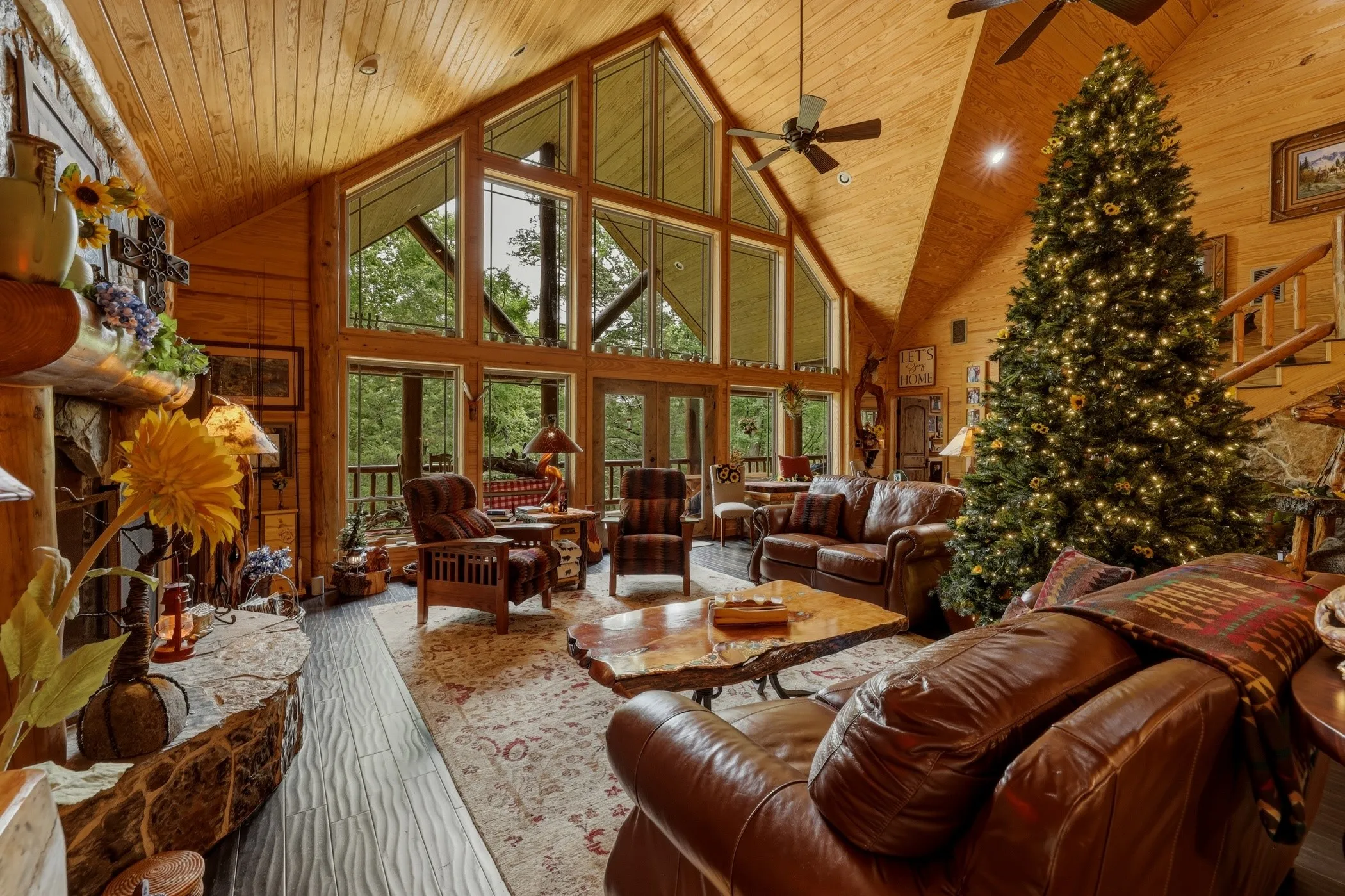 Single Family Residence For Sale in Cherokee County , 1070 FM 2137, Bullard, Texas 75757, 3 Bedroom, 3 Bathroom, Garage spaces, 3,360 Sqft, built in 2013, mls#21246708, Real Estate Agent in Bullard, Homes For Sale in Cherokee county, Homes For Sale in Bullard, Realtor in Bullard Texas, Real Estate Brokerage Independent Realty Texas, Luminita Cordes Realtor