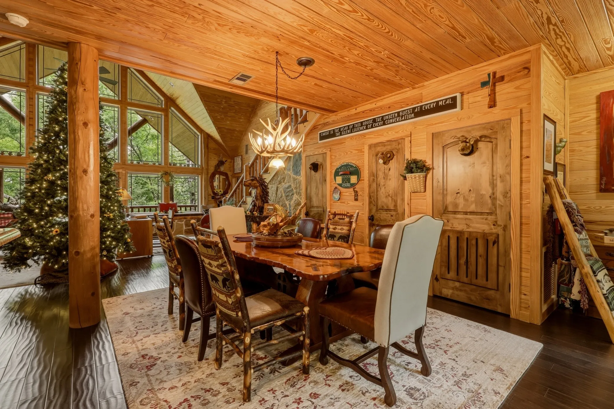 Single Family Residence For Sale in Cherokee County , 1070 FM 2137, Bullard, Texas 75757, 3 Bedroom, 3 Bathroom, Garage spaces, 3,360 Sqft, built in 2013, mls#21246708, Real Estate Agent in Bullard, Homes For Sale in Cherokee county, Homes For Sale in Bullard, Realtor in Bullard Texas, Real Estate Brokerage Independent Realty Texas, Luminita Cordes Realtor