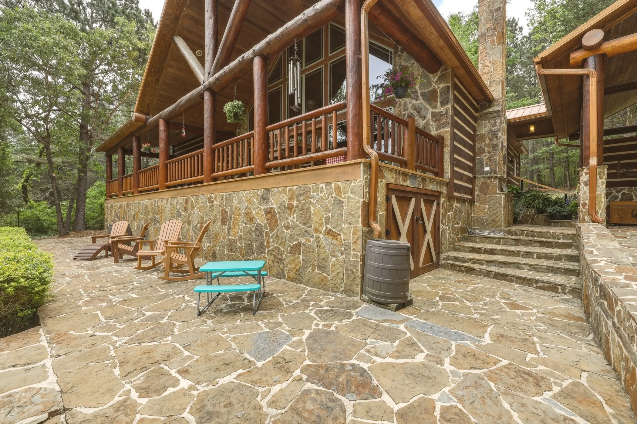 Single Family Residence For Sale in Cherokee County , 1070 FM 2137, Bullard, Texas 75757, 3 Bedroom, 3 Bathroom, Garage spaces, 3,360 Sqft, built in 2013, mls#21246708, Real Estate Agent in Bullard, Homes For Sale in Cherokee county, Homes For Sale in Bullard, Realtor in Bullard Texas, Real Estate Brokerage Independent Realty Texas, Luminita Cordes Realtor