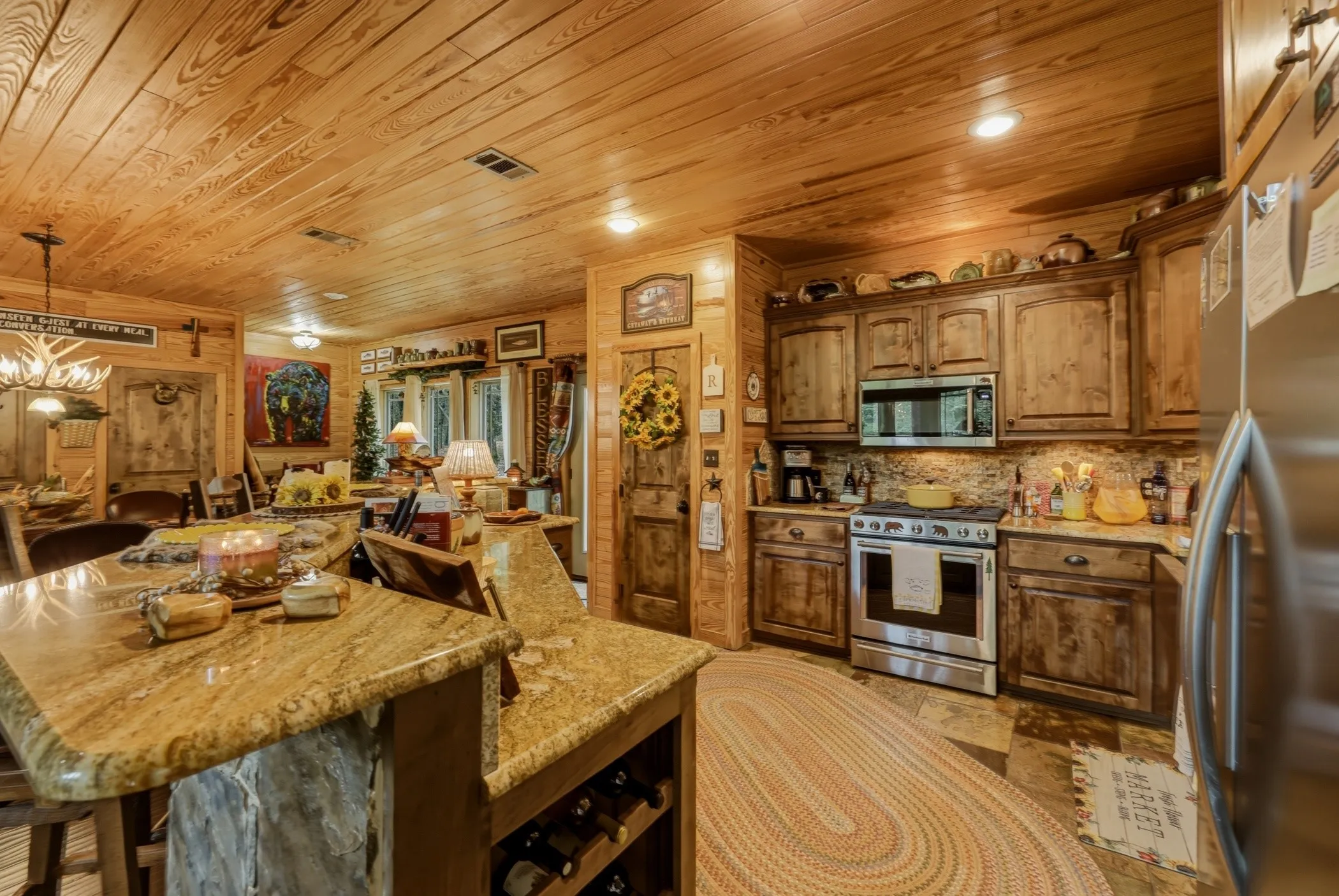 Single Family Residence For Sale in Cherokee County , 1070 FM 2137, Bullard, Texas 75757, 3 Bedroom, 3 Bathroom, Garage spaces, 3,360 Sqft, built in 2013, mls#21246708, Real Estate Agent in Bullard, Homes For Sale in Cherokee county, Homes For Sale in Bullard, Realtor in Bullard Texas, Real Estate Brokerage Independent Realty Texas, Luminita Cordes Realtor