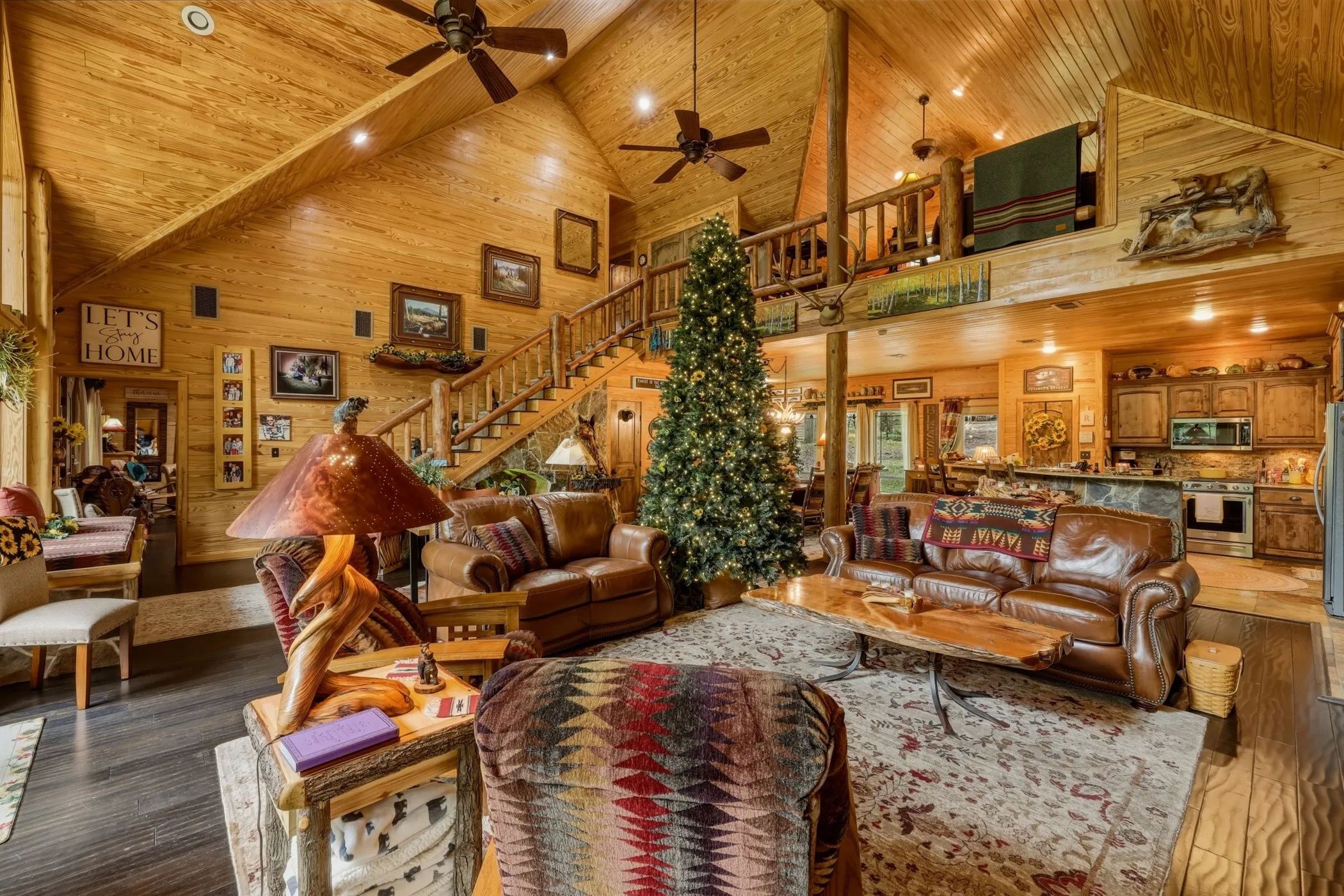 Single Family Residence For Sale in Cherokee County , 1070 FM 2137, Bullard, Texas 75757, 3 Bedroom, 3 Bathroom, Garage spaces, 3,360 Sqft, built in 2013, mls#21246708, Real Estate Agent in Bullard, Homes For Sale in Cherokee county, Homes For Sale in Bullard, Realtor in Bullard Texas, Real Estate Brokerage Independent Realty Texas, Luminita Cordes Realtor